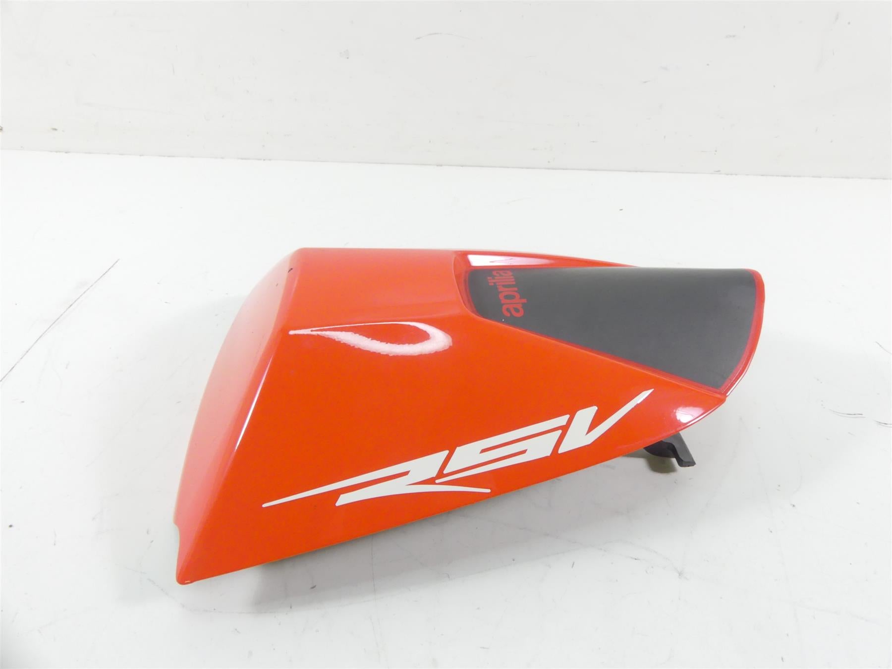 2004 Aprilia RSV1000 R Mille Rear Passenger Seat Cowl Cover AP8129330 {{ shop.shopifyCountryName }} - Mototech271