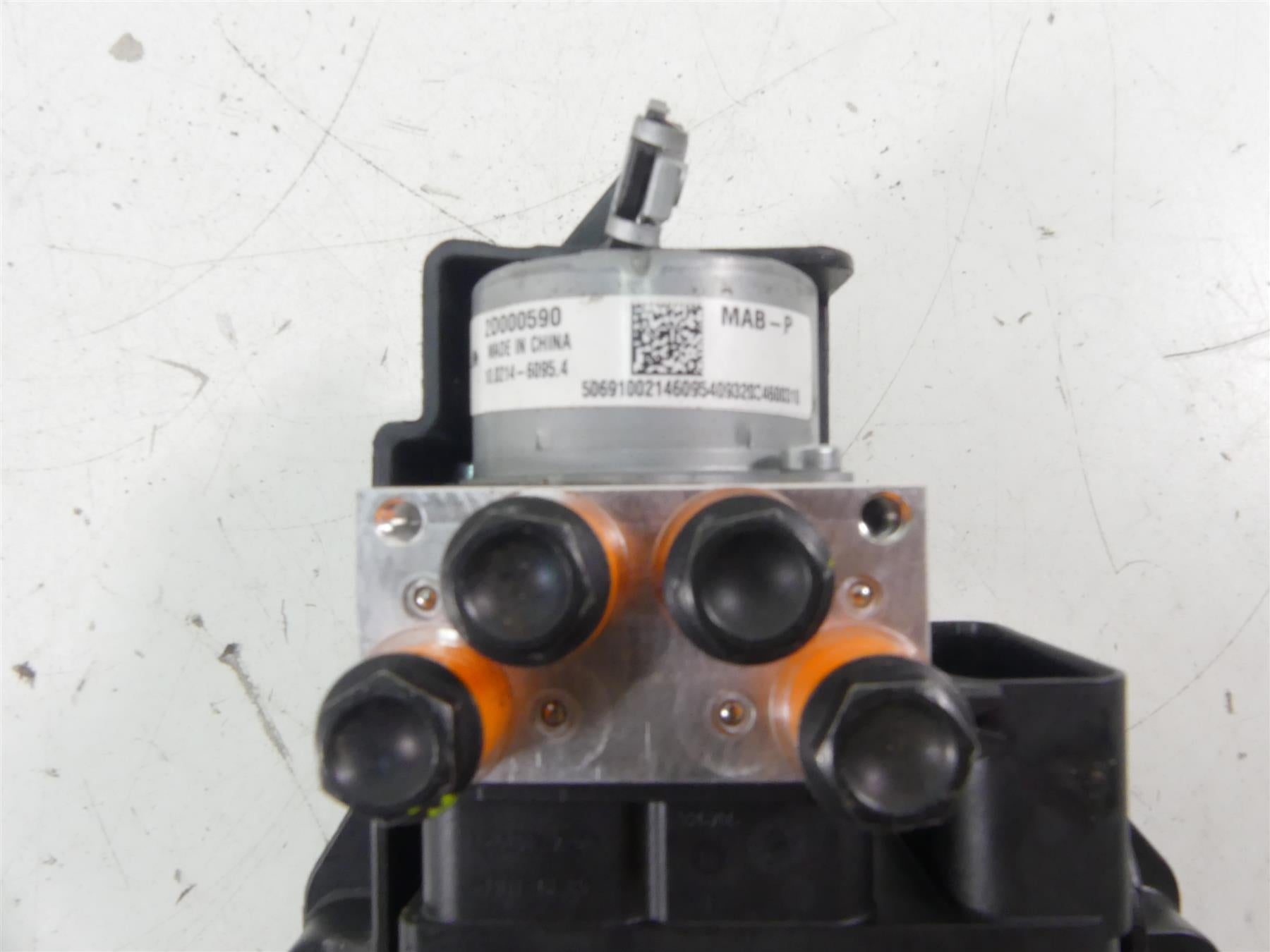 2021 Aprilia RS 660 Abs Brake Pump Control Module Unit 2D000540 {{ shop.shopifyCountryName }} - Mototech271