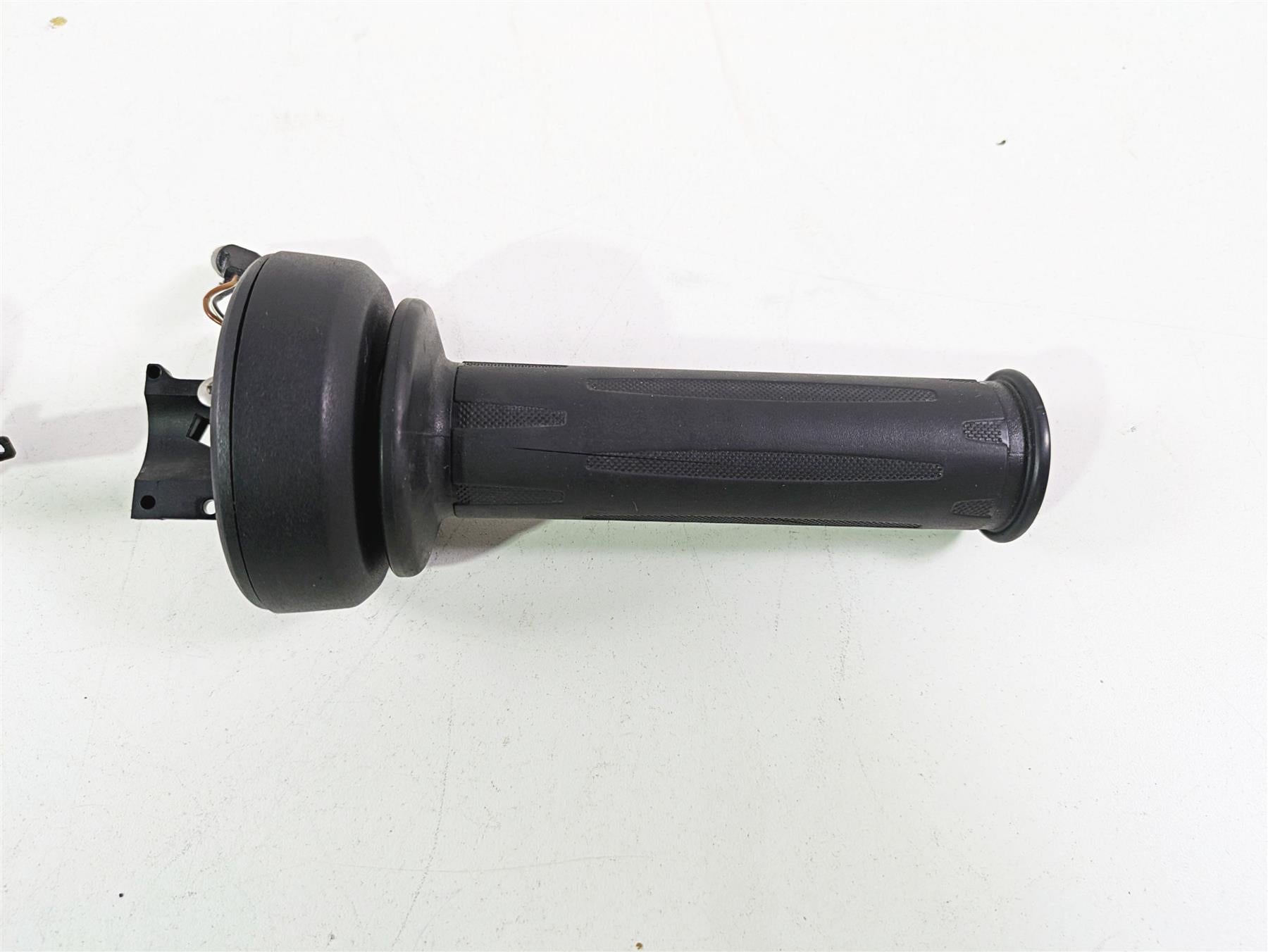 2017 BMW R1200 GS K50 Heated Hand Grip Set 61318552117 61318552120 {{ shop.shopifyCountryName }} - Mototech271