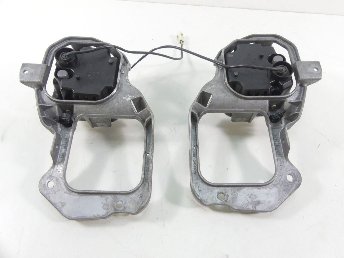 2018 Yamaha YXZ1000 R EPS Headlight Head Light Lamp Lens Set 2UD-84300-00-00 {{ shop.shopifyCountryName }} - Mototech271