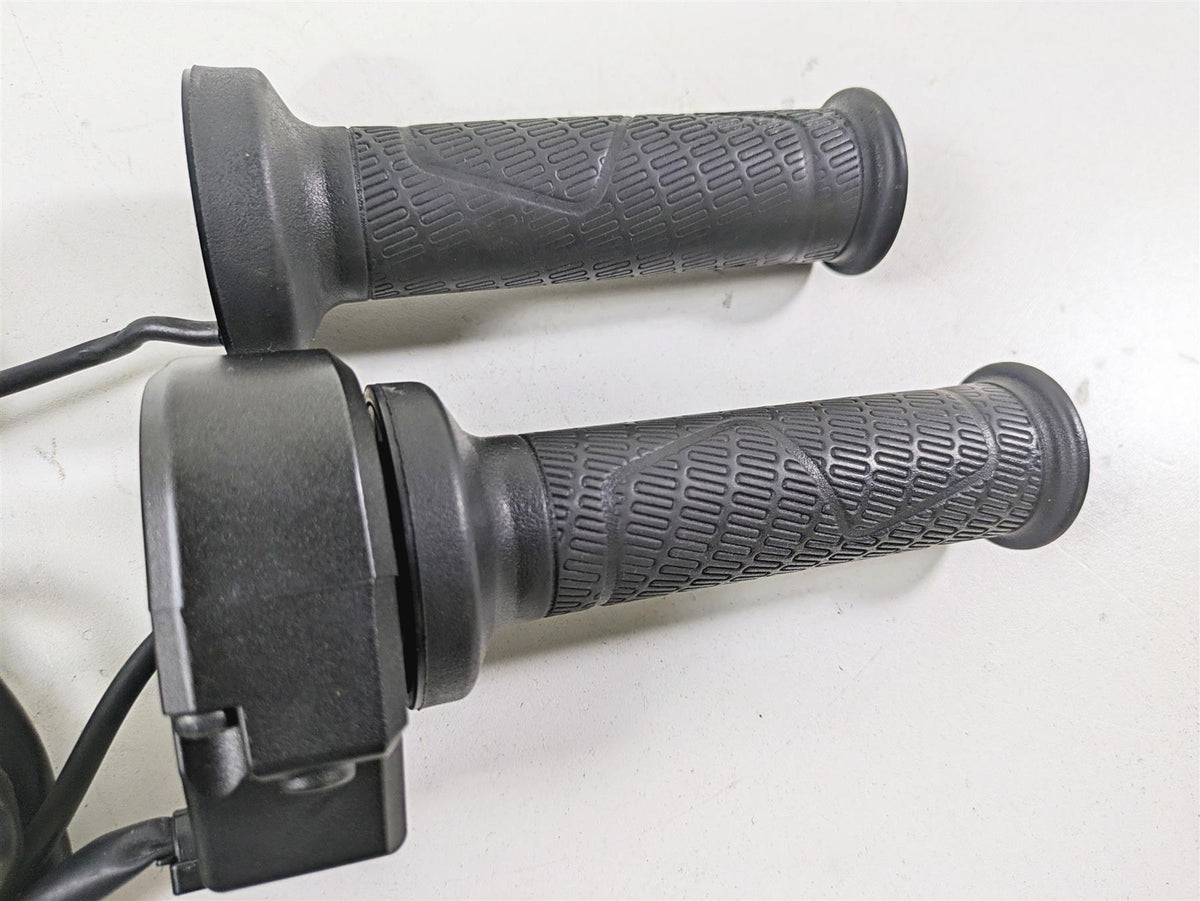 2018 KTM 1290 Super Duke R Ride By Wire E-Throttle Grip Set 60711012000 {{ shop.shopifyCountryName }} - Mototech271