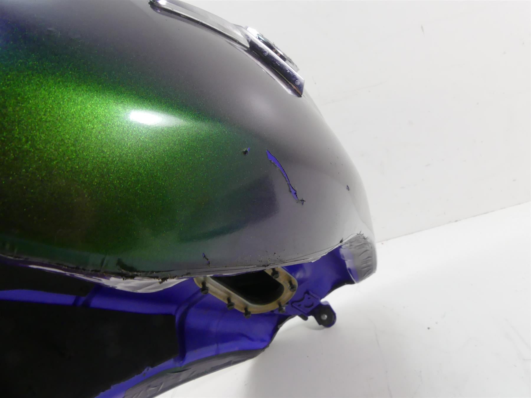 2004 Kawasaki VN1600 Meanstreak Fuel Gas Petrol Tank - No Dents 51083-5114-660 {{ shop.shopifyCountryName }} - Mototech271
