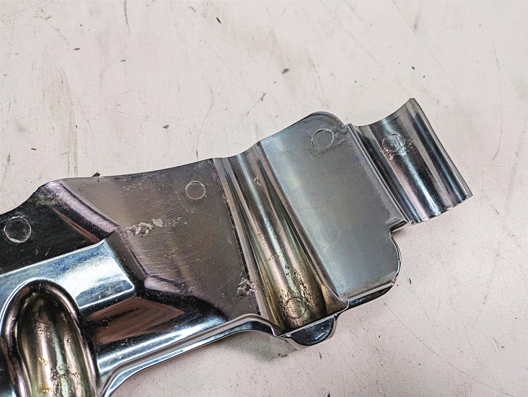 2009 Harley Touring FLHTCU Electra Glide Kuryakyn Inner Primary Cover 7780 {{ shop.shopifyCountryName }} - Mototech271