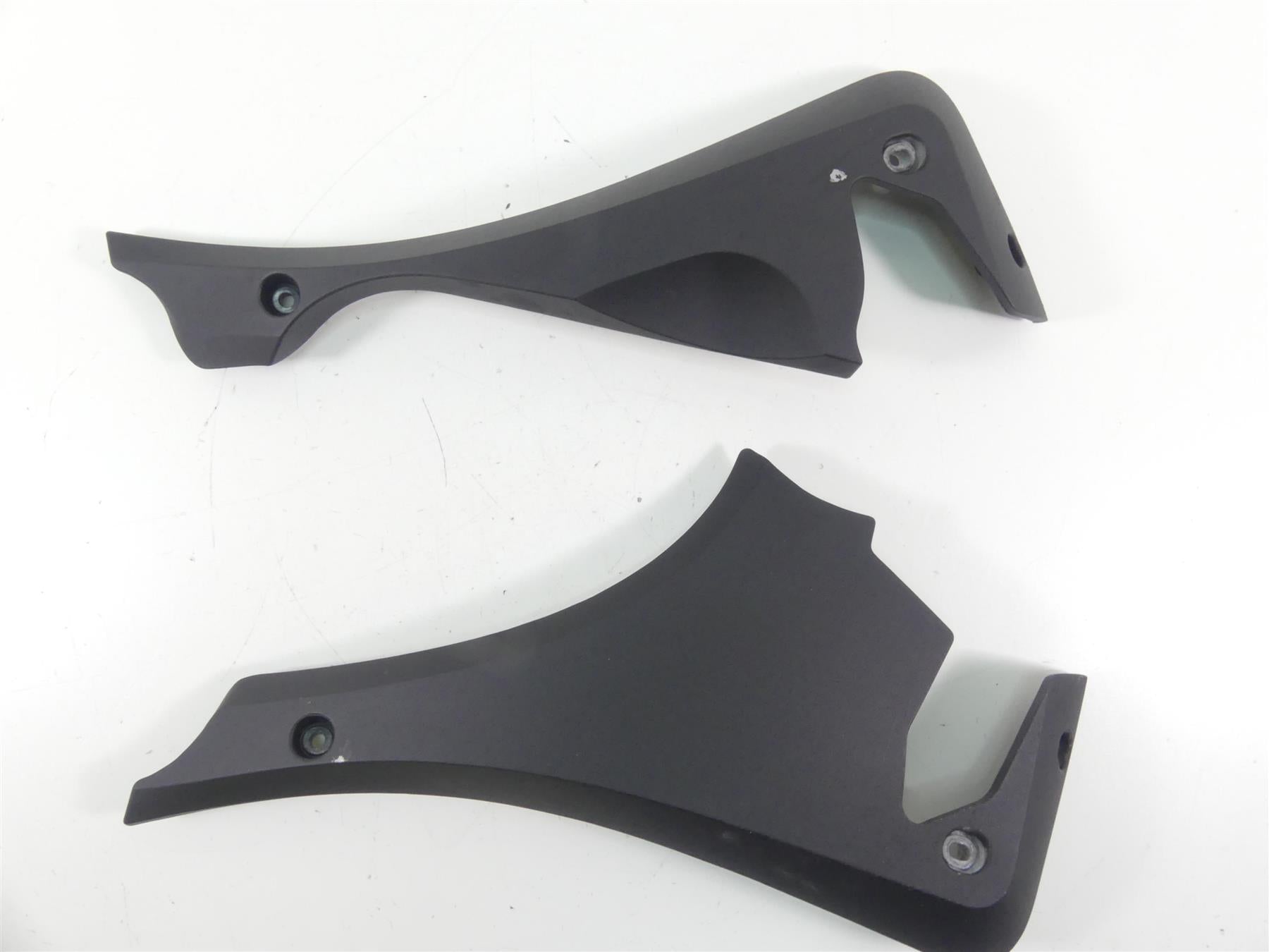 2013 Victory Cross Country Radiator Side Cover Set 5136648 5140406 5136647 {{ shop.shopifyCountryName }} - Mototech271