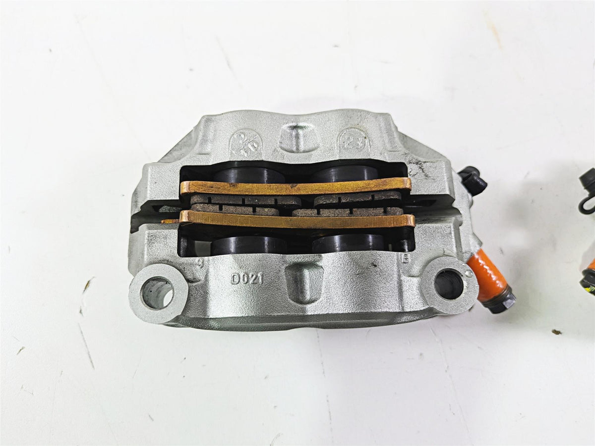 2023 Ducati Monster 937 SP Front Brembo Brake Caliper Set 61042161A 61042171A {{ shop.shopifyCountryName }} - Mototech271