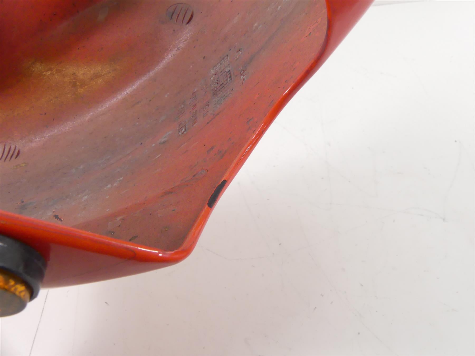 2004 Aprilia RSV 2 1000R Mille Oem Front Fender 106498 {{ shop.shopifyCountryName }} - Mototech271