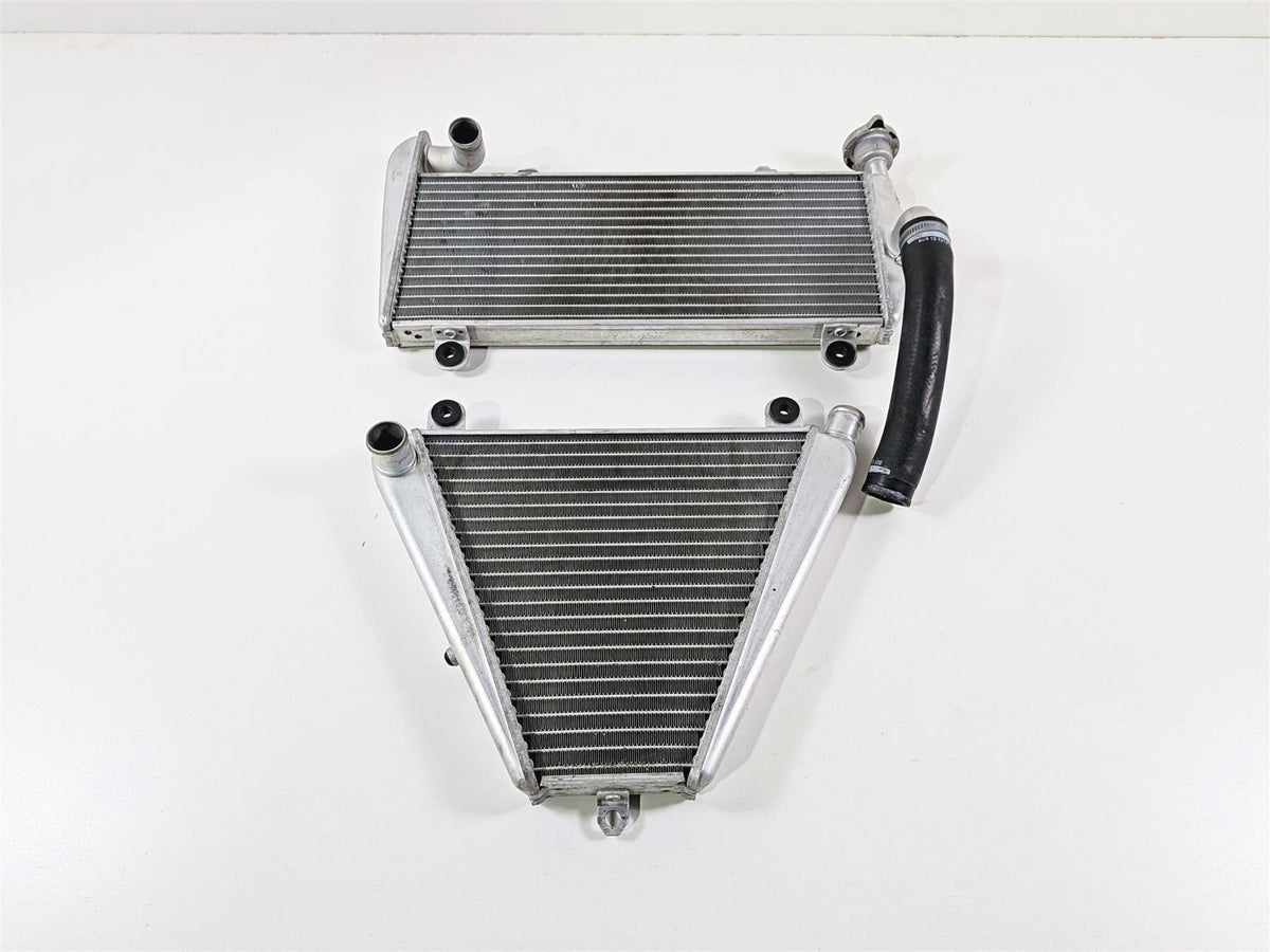 2019 Ducati 959 Panigale Upper & Lower Radiator Set - No Leaks 54841201A {{ shop.shopifyCountryName }} - Mototech271