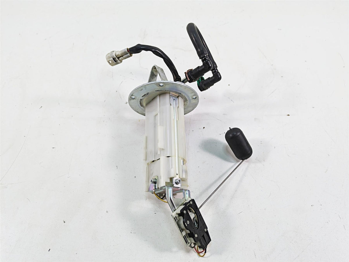 2022 Suzuki GSXR 750 Fuel Gas Petrol Pump -Tested -Video 15100-14J01 {{ shop.shopifyCountryName }} - Mototech271