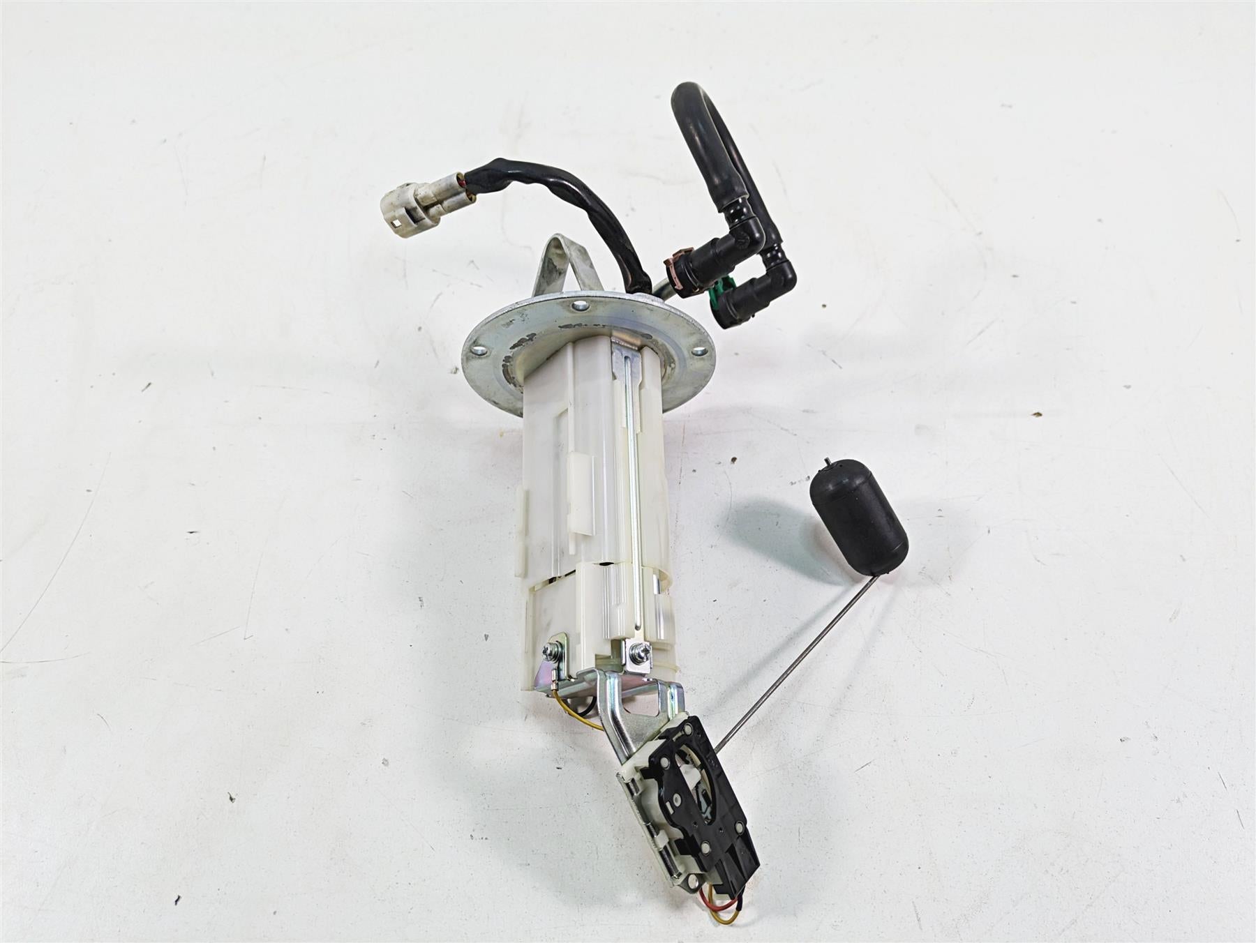 2022 Suzuki GSXR 750 Fuel Gas Petrol Pump -Tested -Video 15100-14J01 {{ shop.shopifyCountryName }} - Mototech271