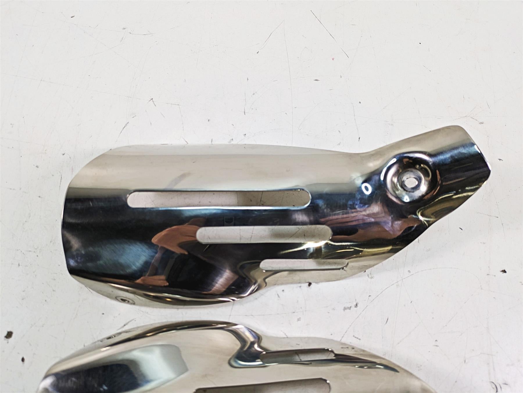 2014 Moto Guzzi California 1400 T Intake Chrome Cover Fairing Cowl Set B063158 {{ shop.shopifyCountryName }} - Mototech271