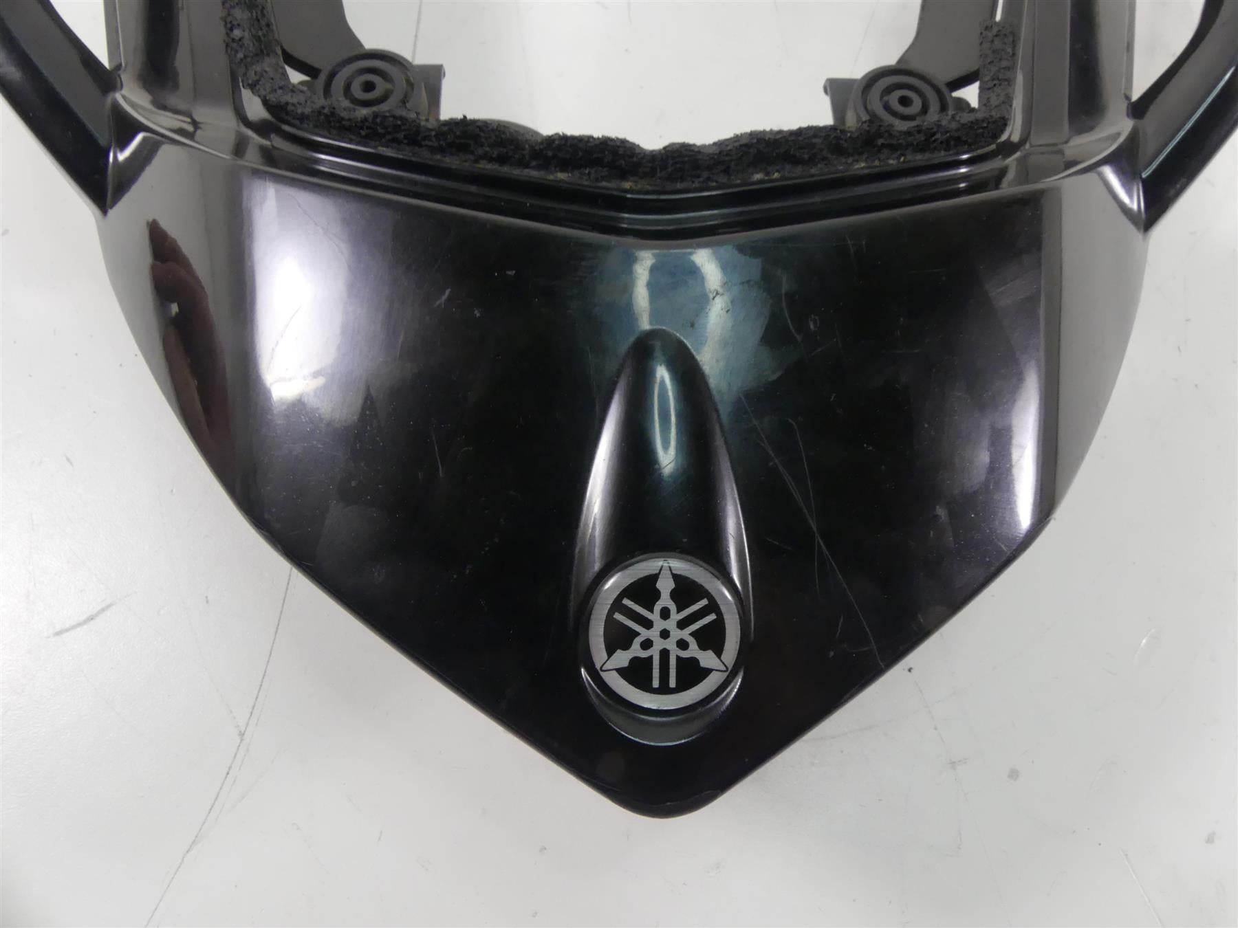 2007 Yamaha FZ1 Fazer Rear Passenger Grab Handle Fairing Cover 3C3-24773-00 {{ shop.shopifyCountryName }} - Mototech271
