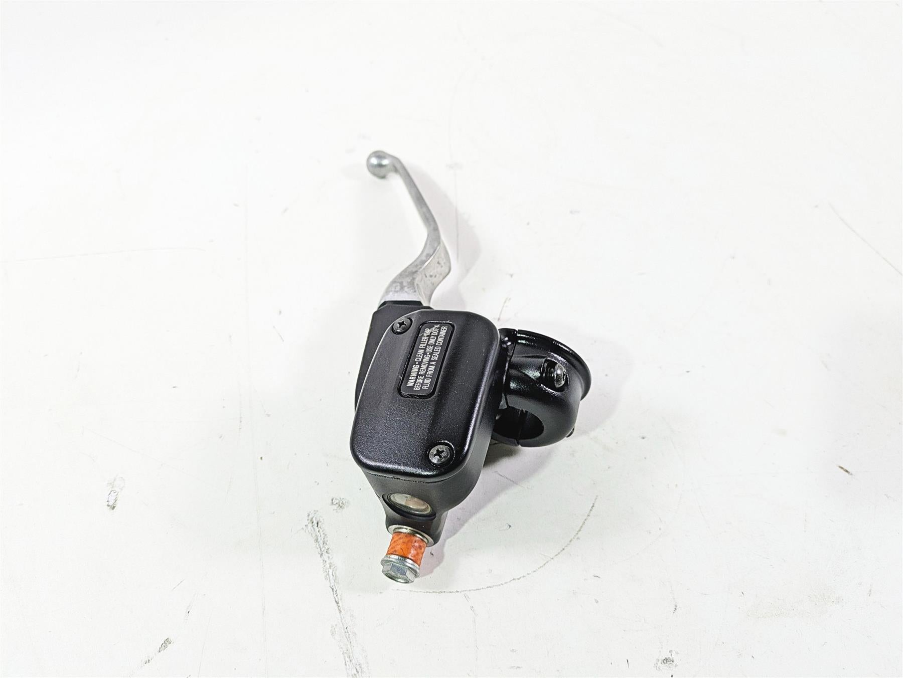 2017 Harley FLS Softail Slim Front Brake Master Cylinder 1/2" 41700233 {{ shop.shopifyCountryName }} - Mototech271