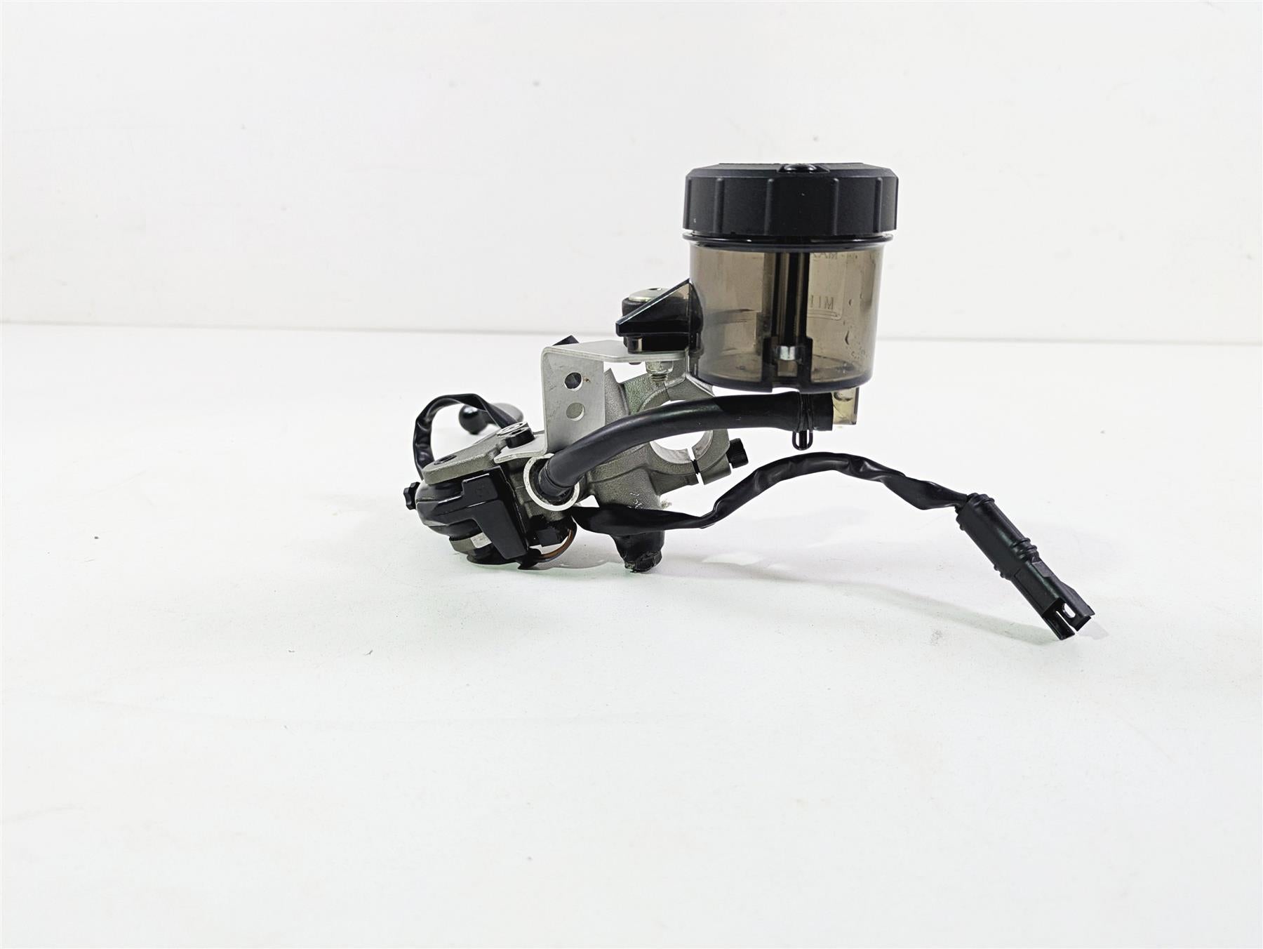 2022 Ducati Hypermotard 950 Brembo Front Radial Brake Master Cylinder 62441121A {{ shop.shopifyCountryName }} - Mototech271