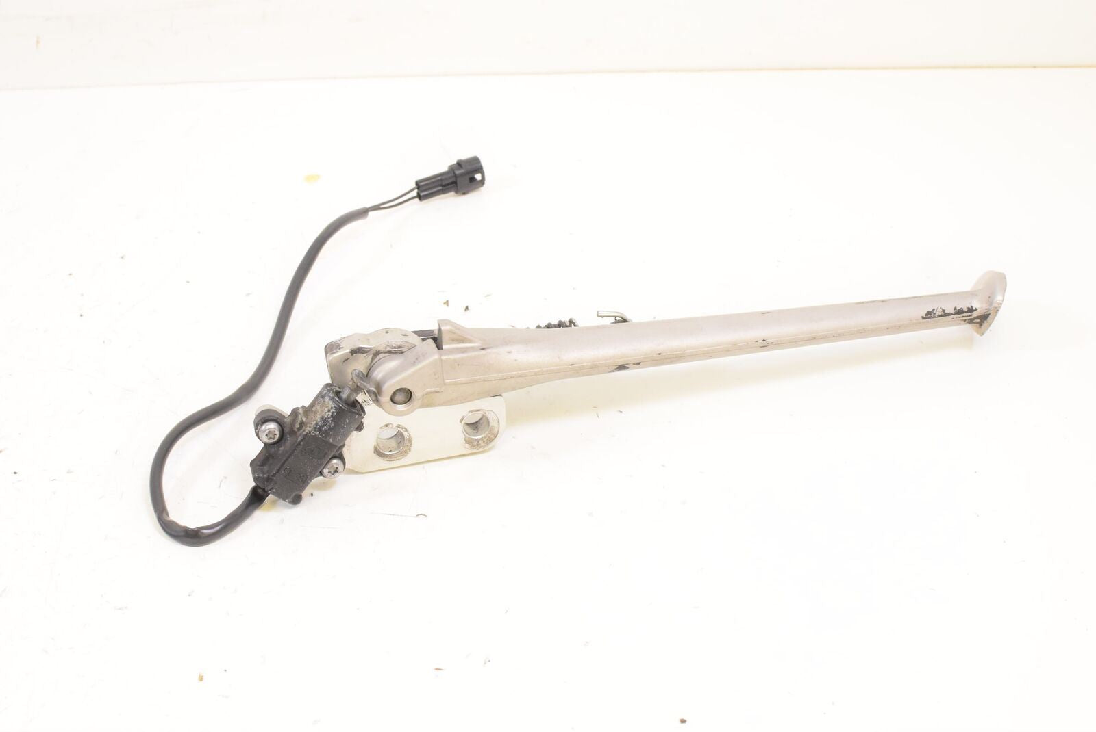 2012 Triumph Daytona 675 Side Kickstand Kick Stand Switch T2082011 {{ shop.shopifyCountryName }} - Mototech271