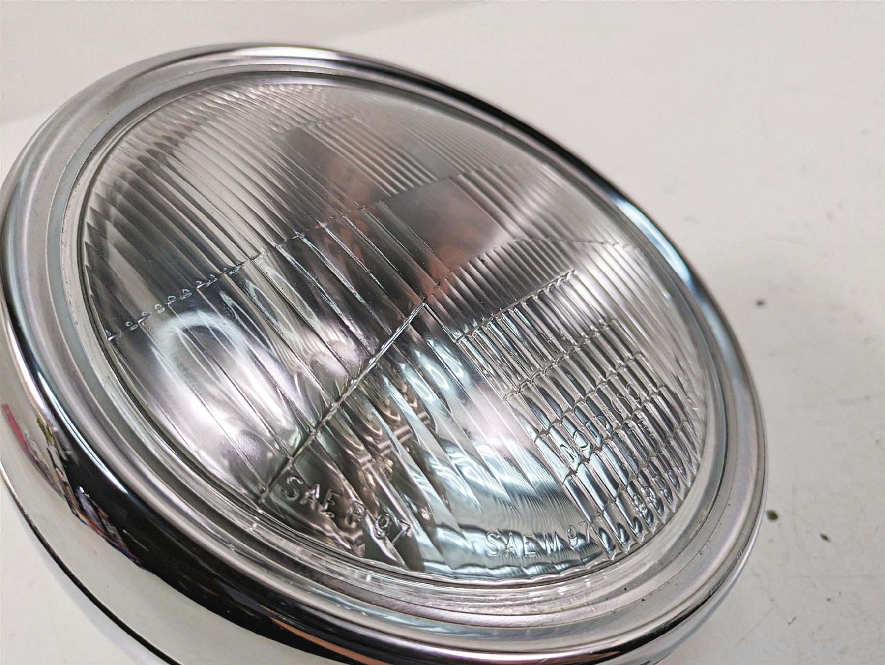 2011 Triumph America Headlight Head Light Lamp Lens & Mount T2701130 {{ shop.shopifyCountryName }} - Mototech271