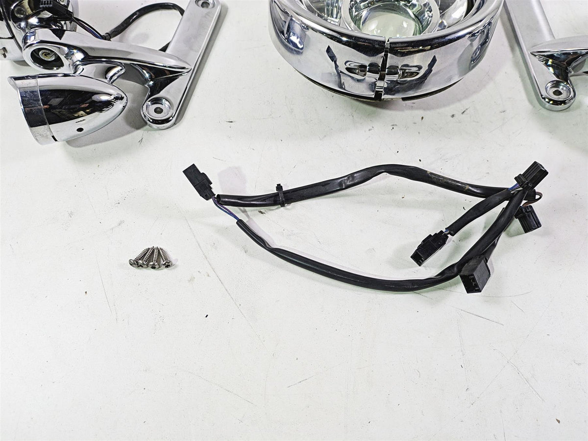 2011 Harley Touring FLHTCUSE CVO E-Glide Front Spot Head Light Blinkers 69560-06 {{ shop.shopifyCountryName }} - Mototech271