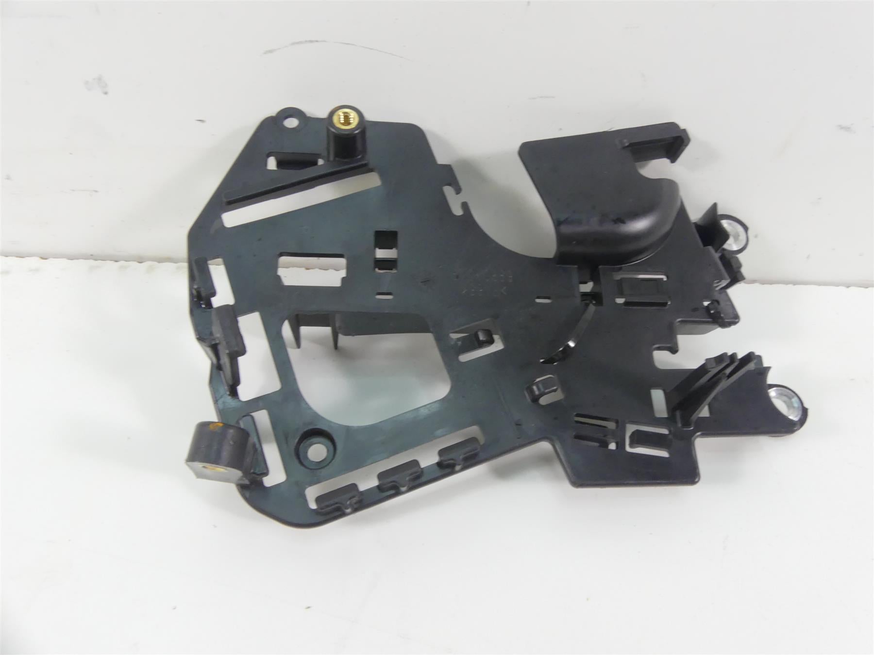 2019 Harley FLHC Softail Heritage Electrical Battery Holder Stay Set 69201632 {{ shop.shopifyCountryName }} - Mototech271
