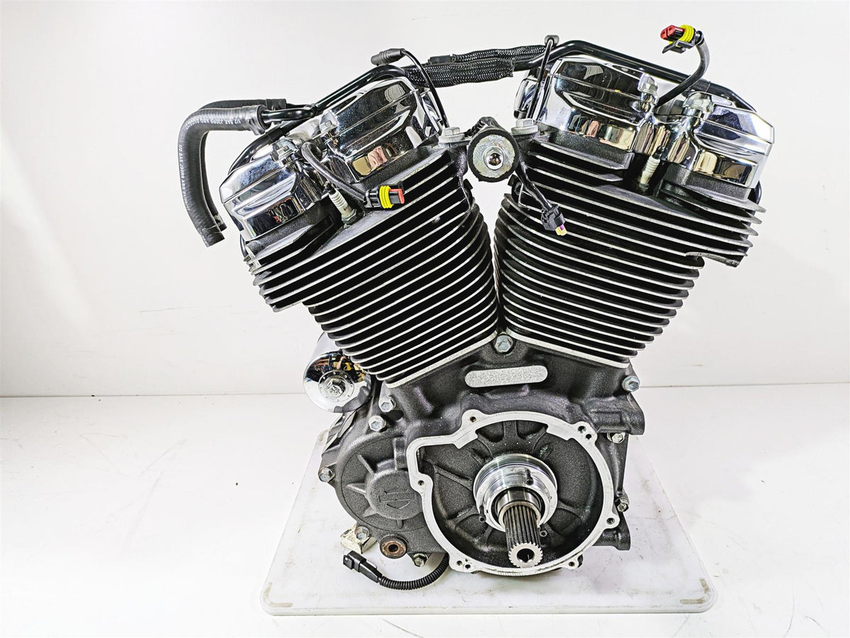2017 Harley Touring FLHTKSE CVO E-Glide Running 114 M8 Engine 20k -Vid 16200250A {{ shop.shopifyCountryName }} - Mototech271