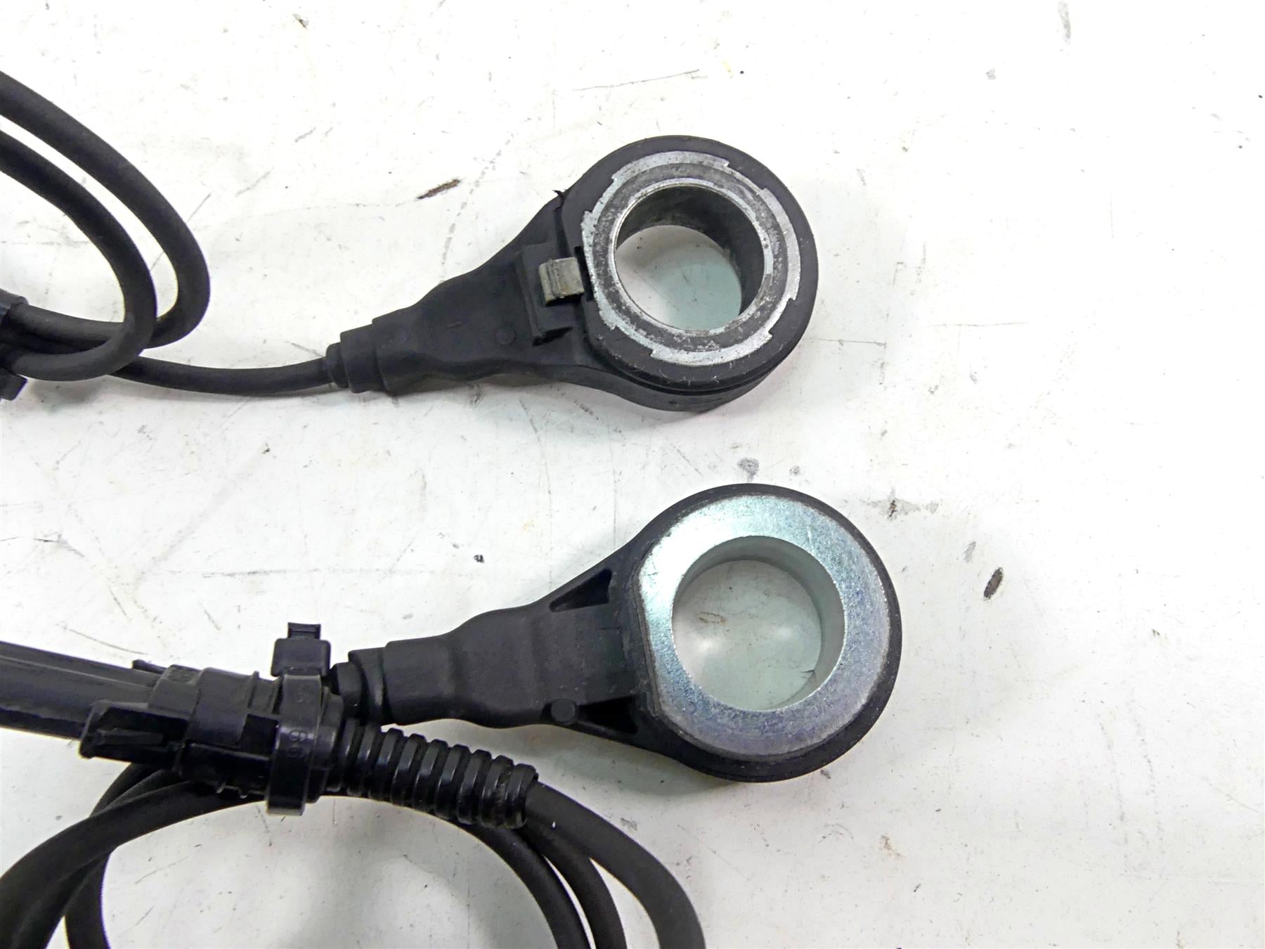 2010 Harley Touring FLHRC Road King Front Rear Abs Sensor Set 40614-08 40615-08 {{ shop.shopifyCountryName }} - Mototech271