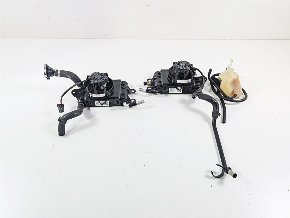2020 Harley Touring FLTRK Road Glide Left Right Radiator Fan Set 26800004 {{ shop.shopifyCountryName }} - Mototech271