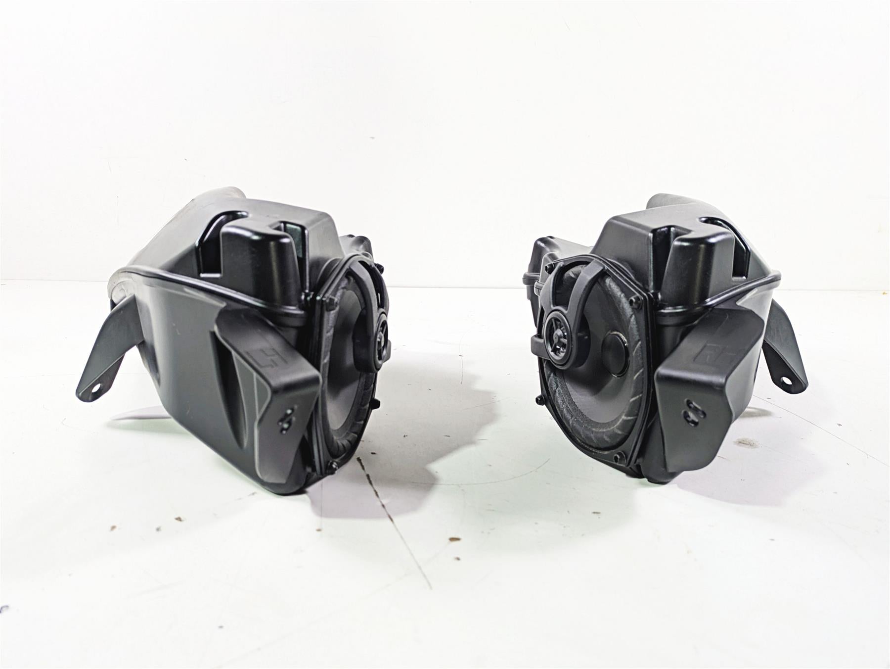 2019 Indian Chieftain Limited Left Right Front Speaker & Box Set 4017739 5451169 {{ shop.shopifyCountryName }} - Mototech271