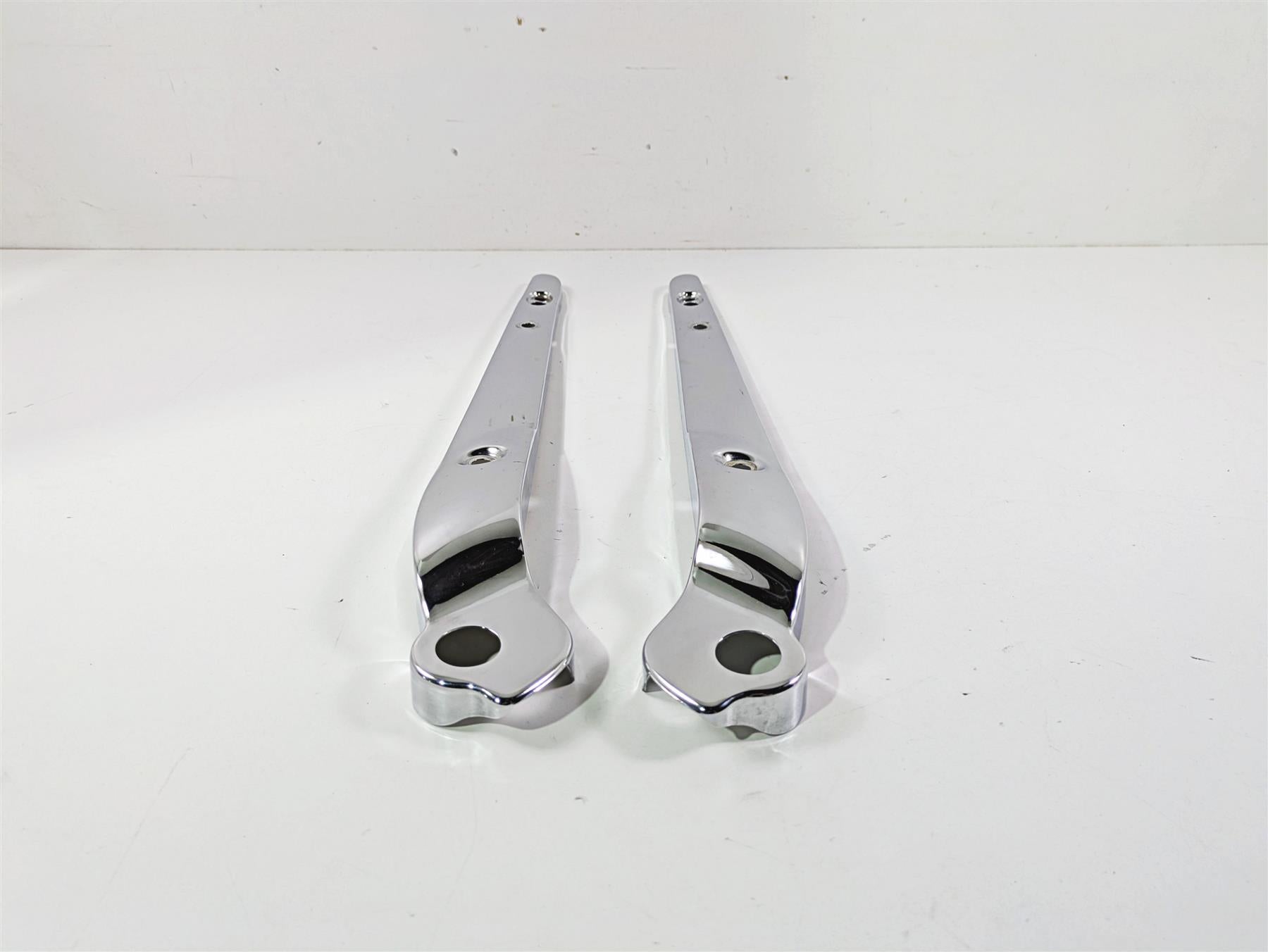 2016 Harley FXDF Dyna Fat Bob Rear Fender Chrome Struts 59410-08 59281-08 {{ shop.shopifyCountryName }} - Mototech271