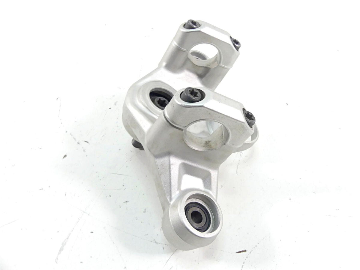 2015 BMW R1200GS GSW K50 Upper Triple Tree Steering Clamp 31428555849 8520478 {{ shop.shopifyCountryName }} - Mototech271