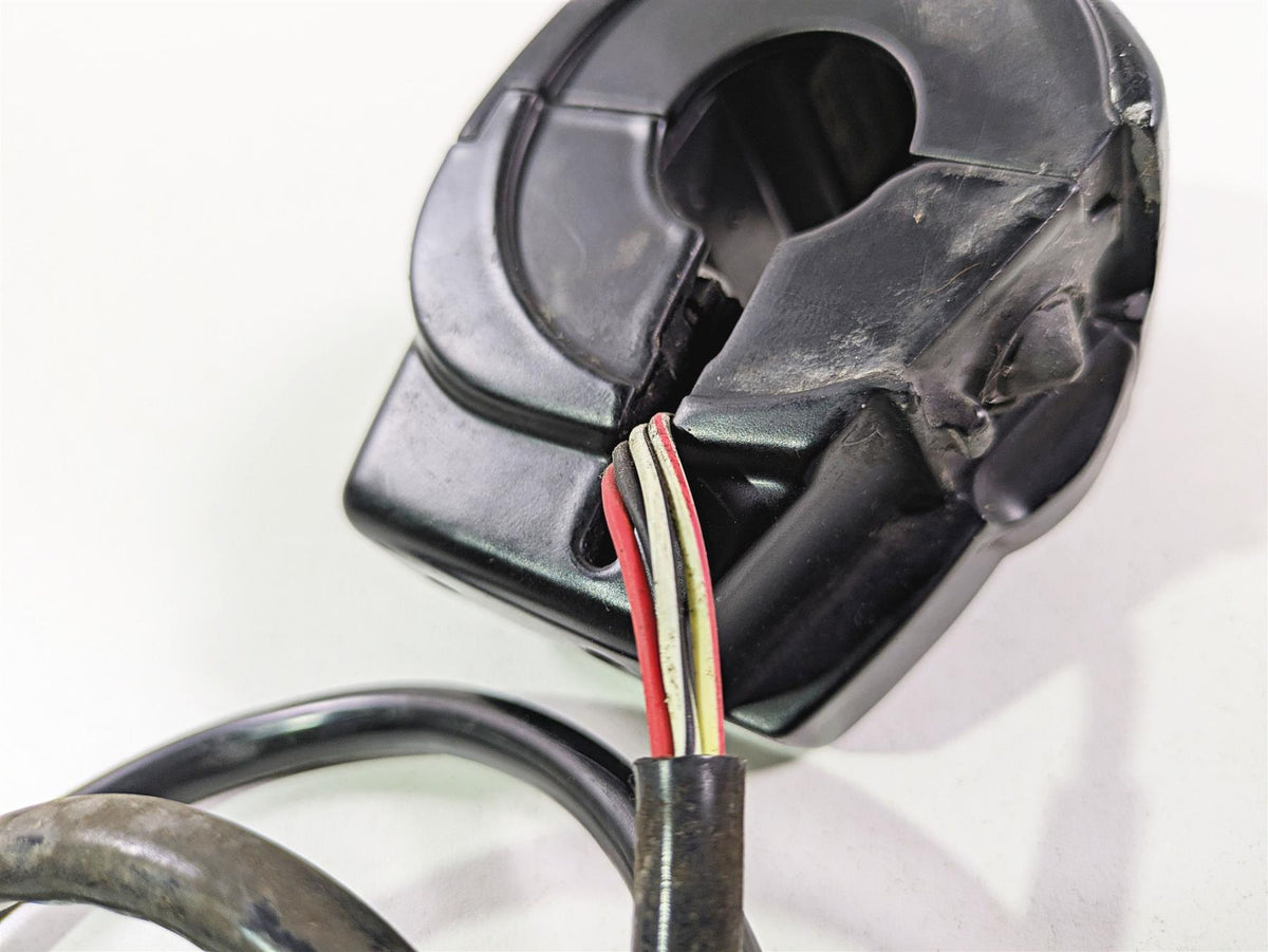 2018 Harley FLHCS Softail Heritage 115th Left Hand Control Switch 71500470 {{ shop.shopifyCountryName }} - Mototech271