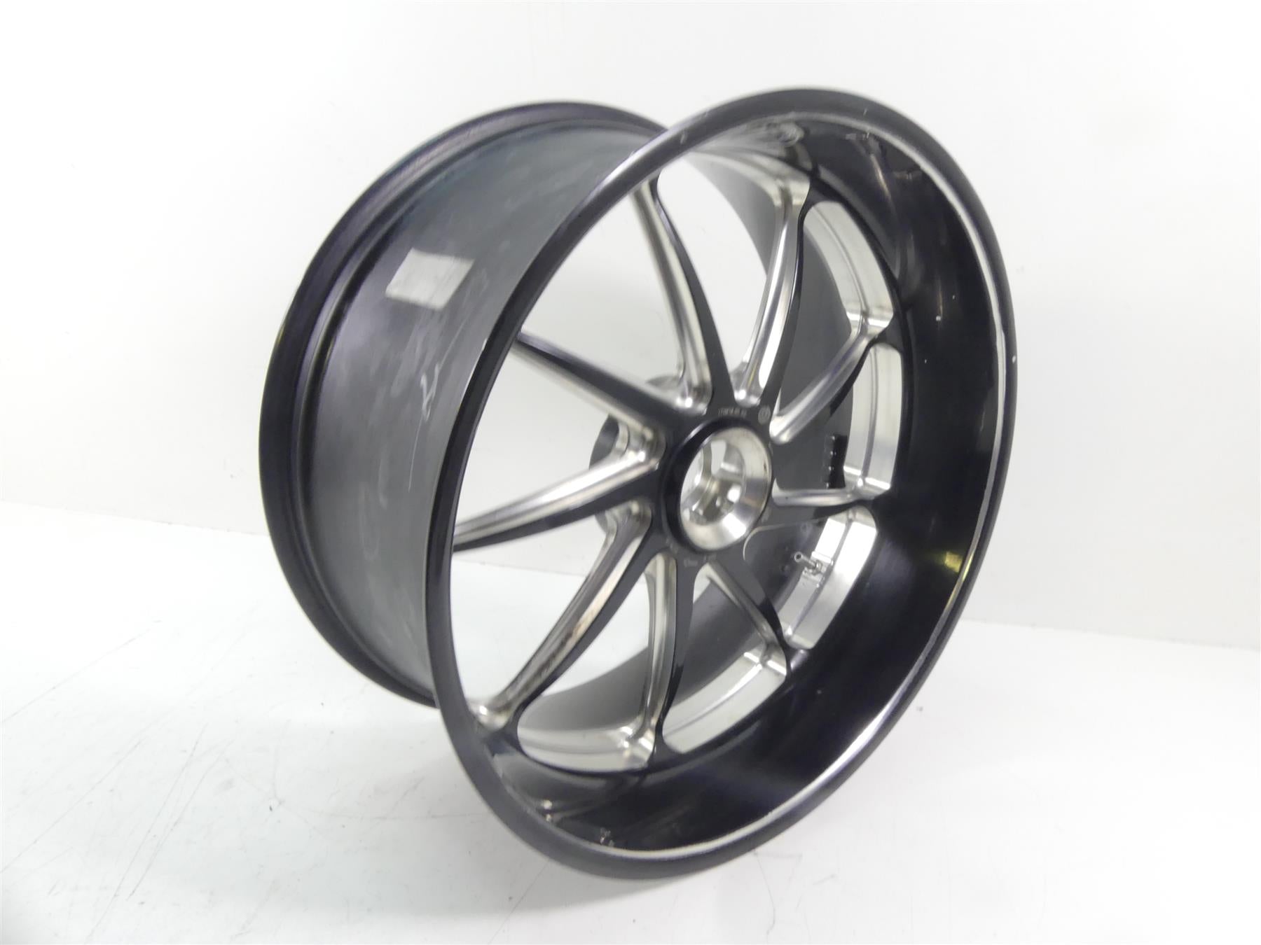 2015 Ducati Diavel Carbon Red Straight Rear Wheel Rim 17x8 - Read 50221351B {{ shop.shopifyCountryName }} - Mototech271