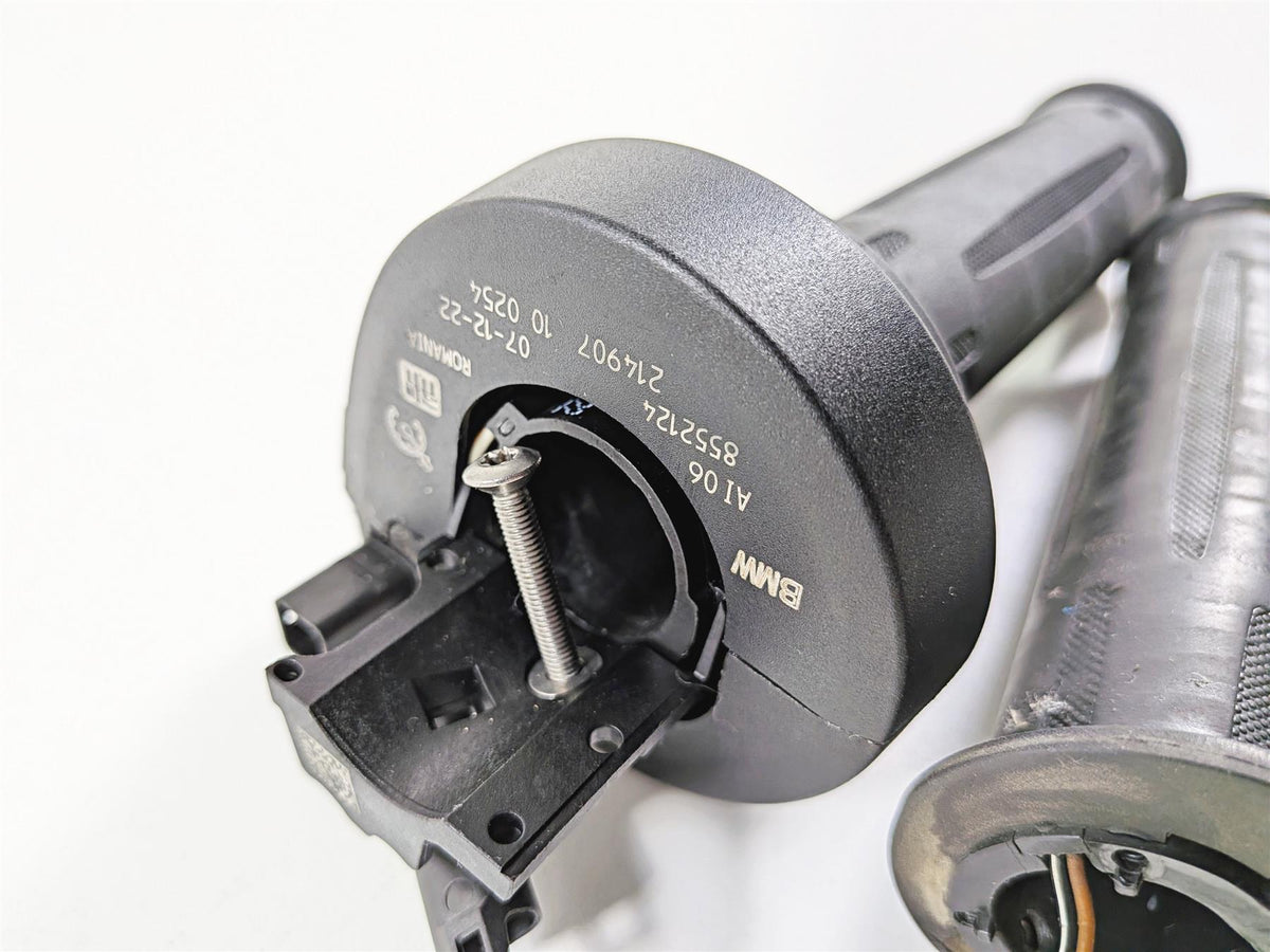 2015 BMW R1200GS K50 Left Right Heated Hand Grip Cruise 61318552124 {{ shop.shopifyCountryName }} - Mototech271