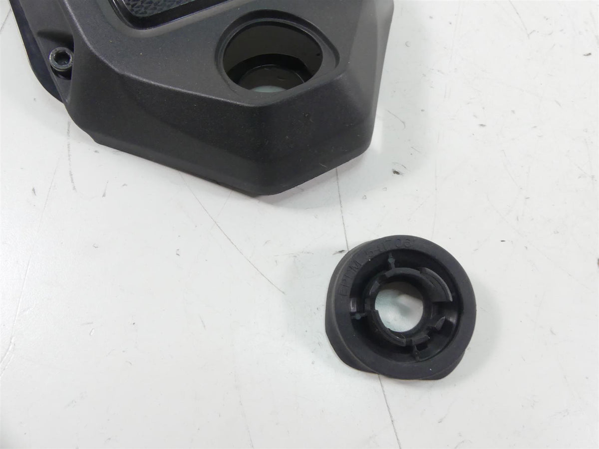 2019 Indian Motorcycle Co. FTR1200 Upper Center Tank Cover Fairing 5454540 {{ shop.shopifyCountryName }} - Mototech271