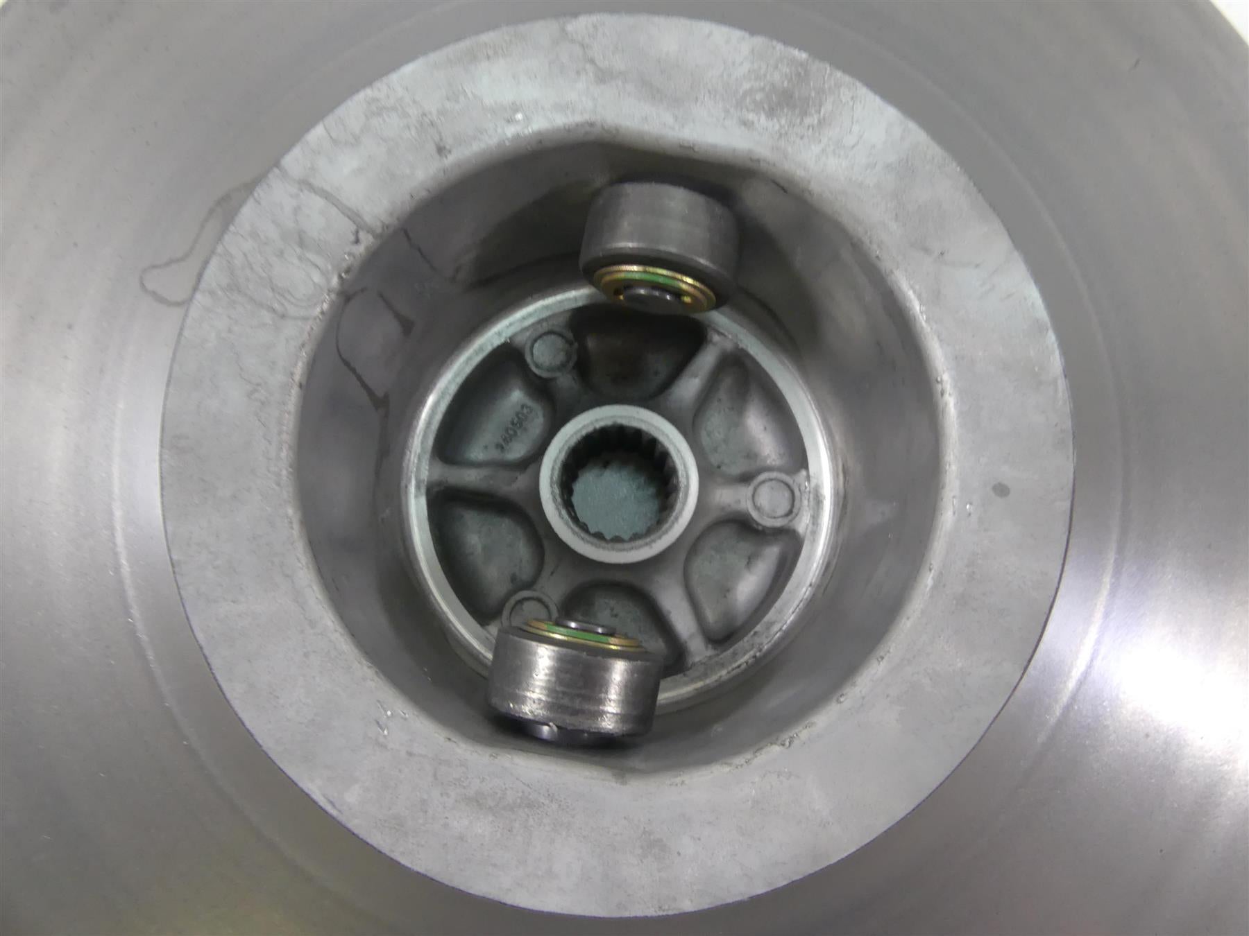 2015 Arctic Wild Cat 700 Sport LTD Secondary Driven Clutch 542mi 0823-541 {{ shop.shopifyCountryName }} - Mototech271