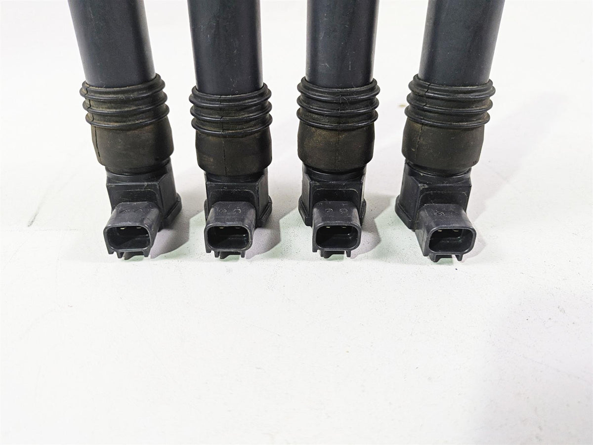 2006 Suzuki GSXR1000 K6 Denso Ignition Coil Set 33410-35F10 33410-35F11 {{ shop.shopifyCountryName }} - Mototech271