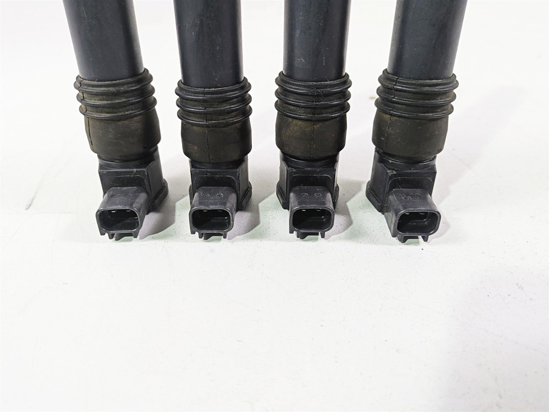 2006 Suzuki GSXR1000 K6 Denso Ignition Coil Set 33410-35F10 33410-35F11 {{ shop.shopifyCountryName }} - Mototech271