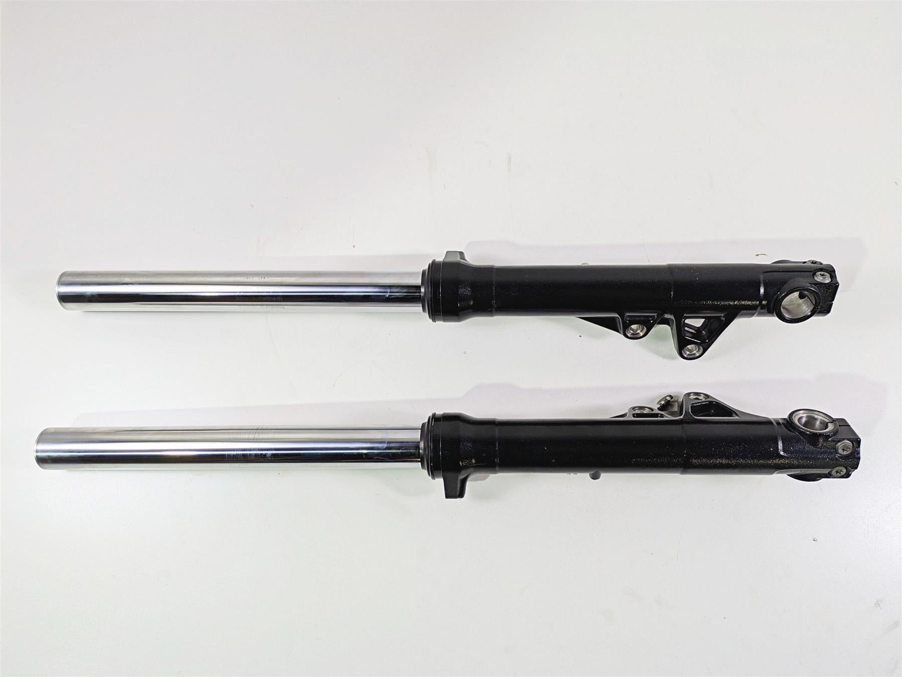 2022 BMW RnineT Pure K22 Straight Front Fork Leg Set 31428558475 31428558476