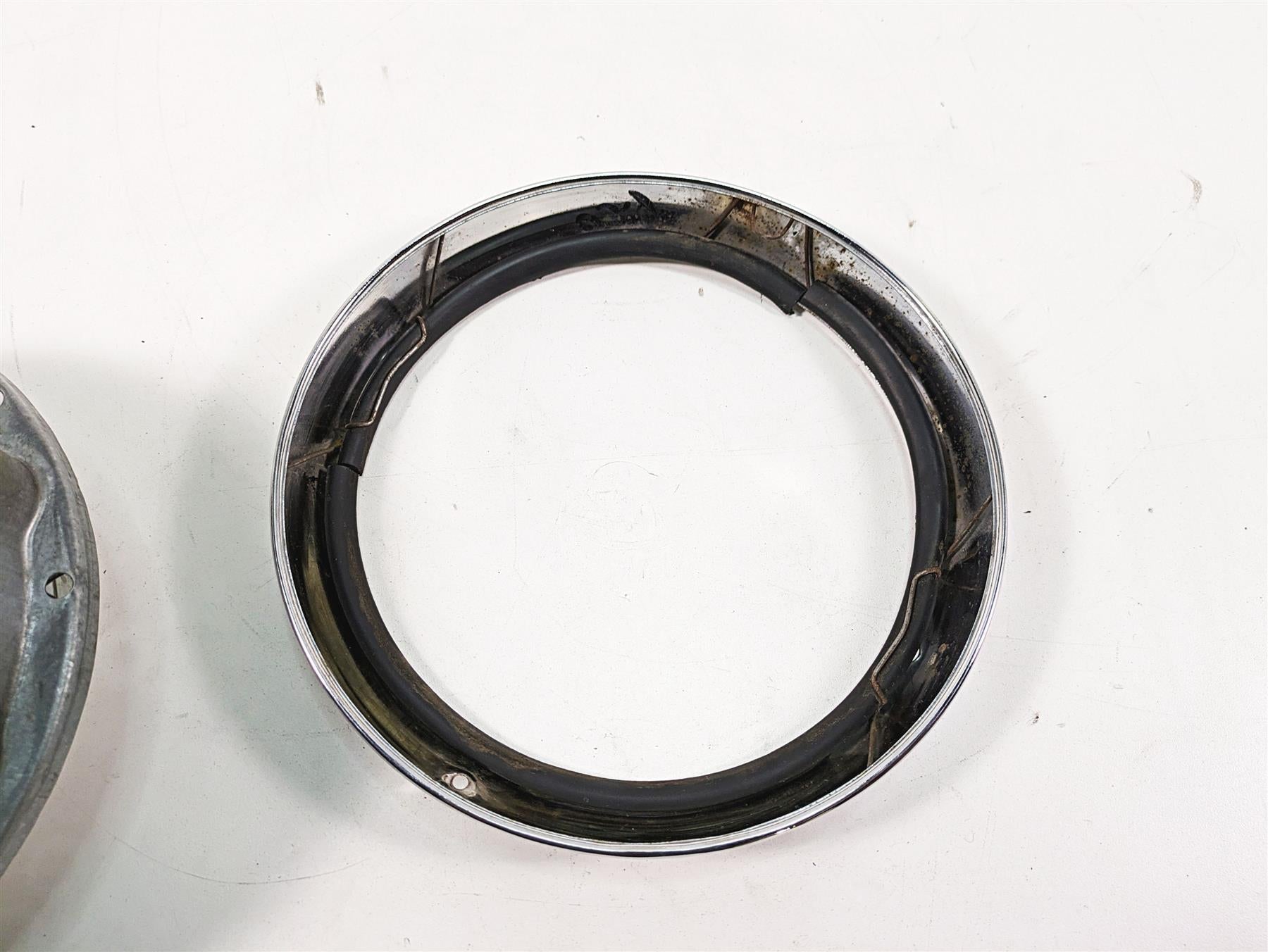 2006 Harley Touring FLHXI Street Glide Headlight Head Light Lens -Read 68342-05A {{ shop.shopifyCountryName }} - Mototech271