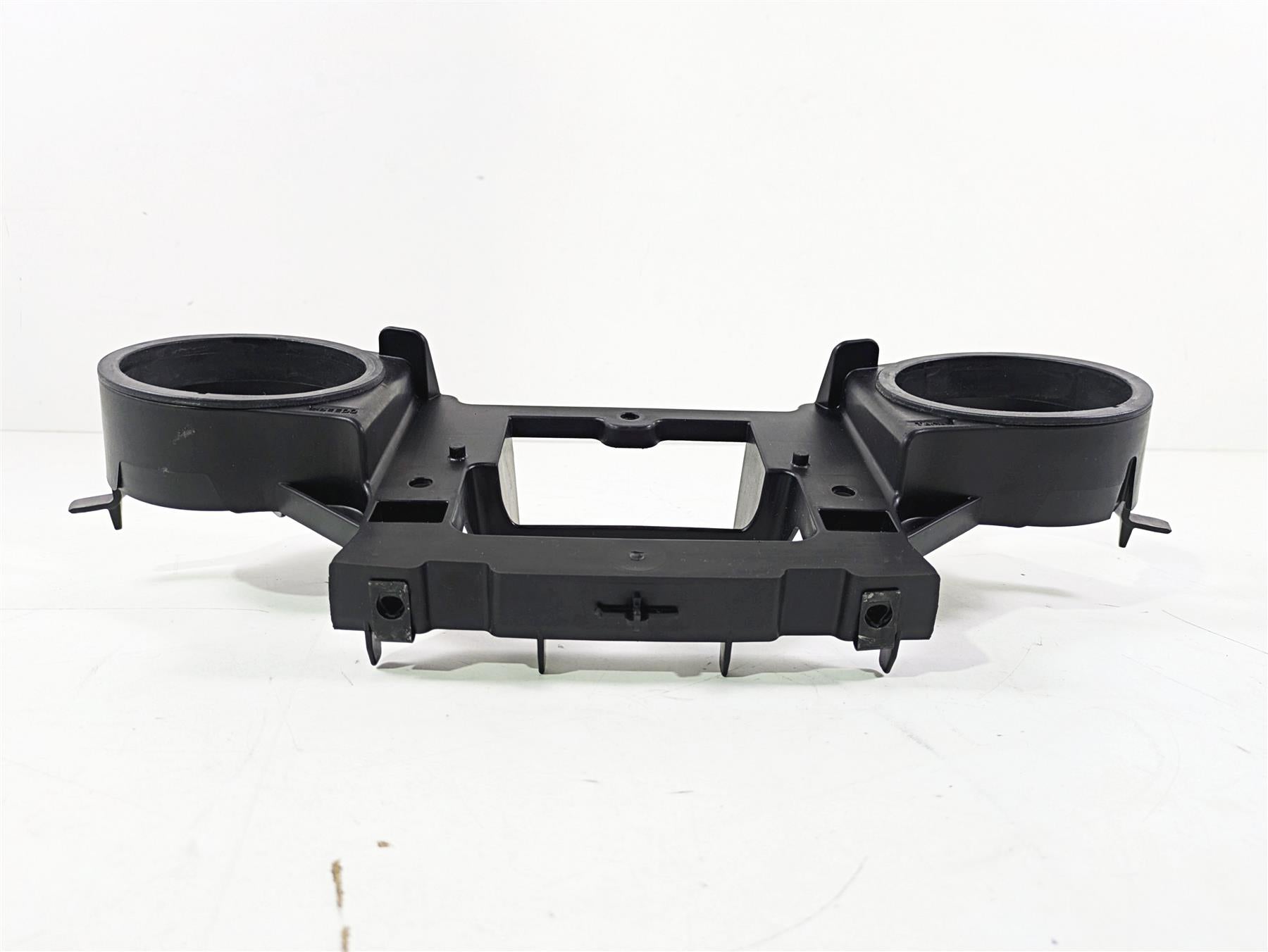 2019 Indian Chieftain Limited Front Inner Gauge Panel Dash Cover 5452783 {{ shop.shopifyCountryName }} - Mototech271