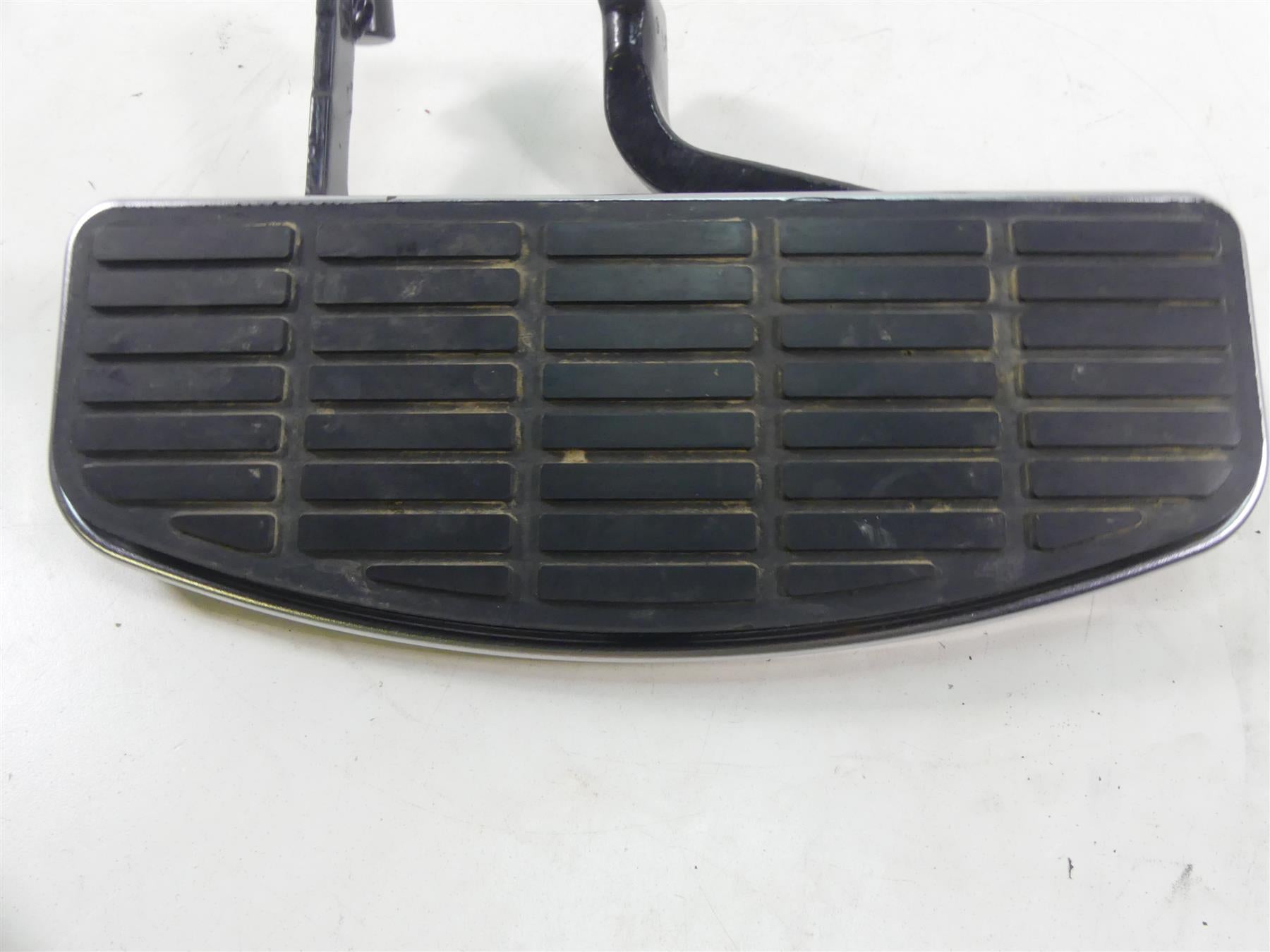 2001 Harley Touring FLHRCI Road King Front Rider Driver Floor Board Set 50622-83 {{ shop.shopifyCountryName }} - Mototech271
