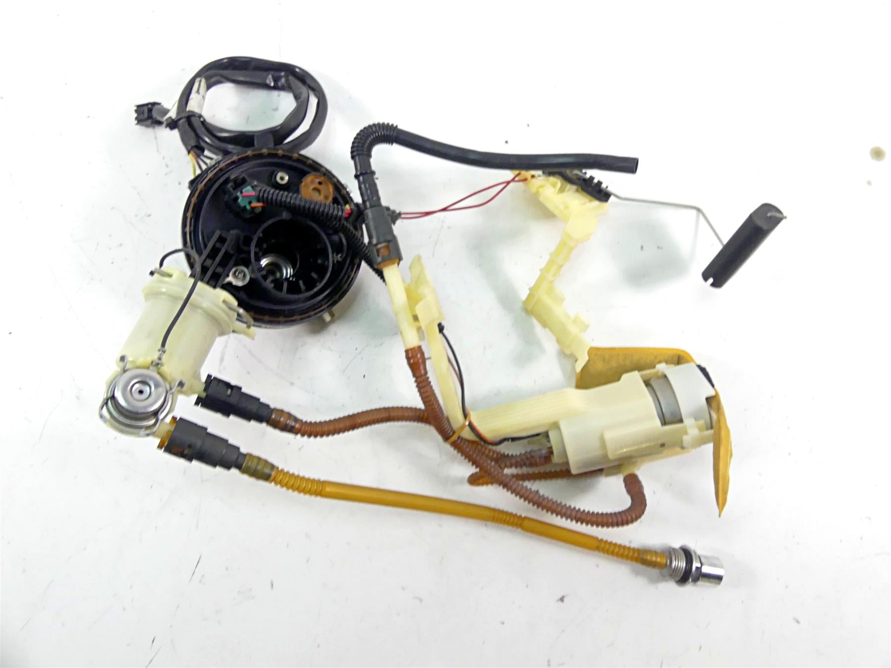 2008 Harley Touring FLHX Street Glide Fuel Gas Petrol Pump - Tested 75069-08D {{ shop.shopifyCountryName }} - Mototech271