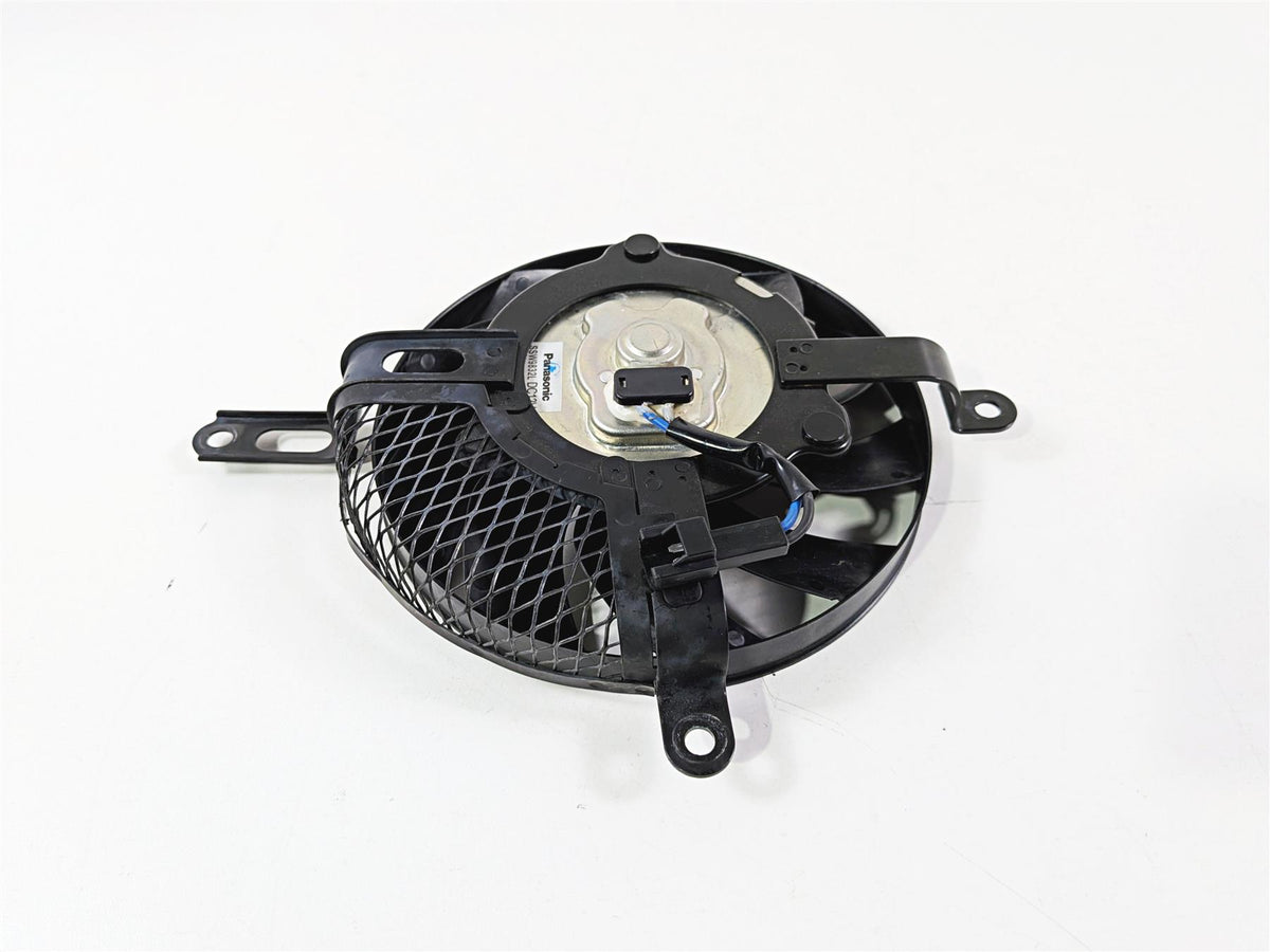 2024 Suzuki GSXR 600 Radiator Cooling Fan - Tested 17710-14J00 {{ shop.shopifyCountryName }} - Mototech271