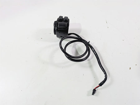 2014 Harley FLS Softail Slim Left Hand Turn Signal Control Switch Read 72949-12A {{ shop.shopifyCountryName }} - Mototech271