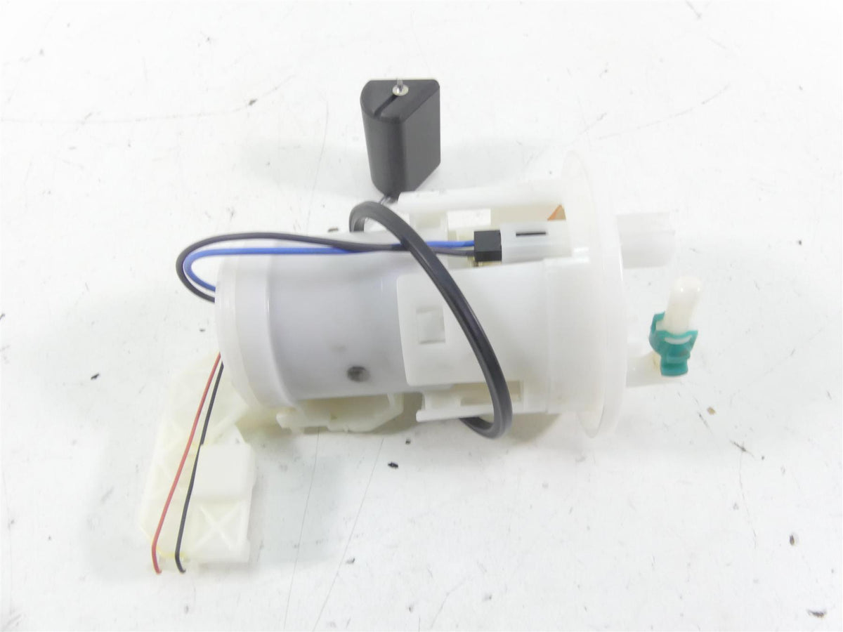 2021 Honda CBR600RR Fuel Gas Petrol Pump + Level Sender - Tested 16700-MFJ-D03 {{ shop.shopifyCountryName }} - Mototech271
