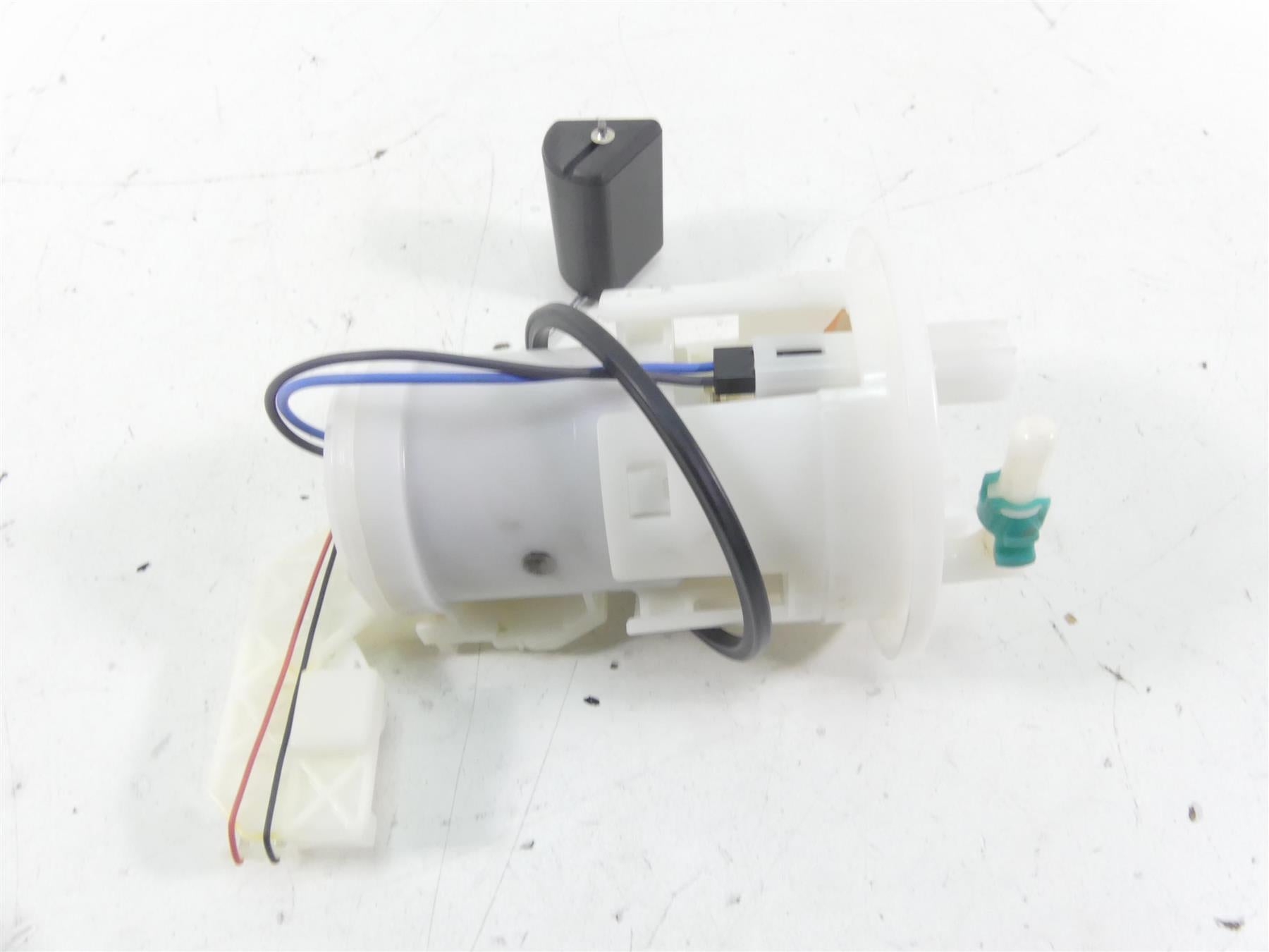 2021 Honda CBR600RR Fuel Gas Petrol Pump + Level Sender - Tested 16700-MFJ-D03 {{ shop.shopifyCountryName }} - Mototech271