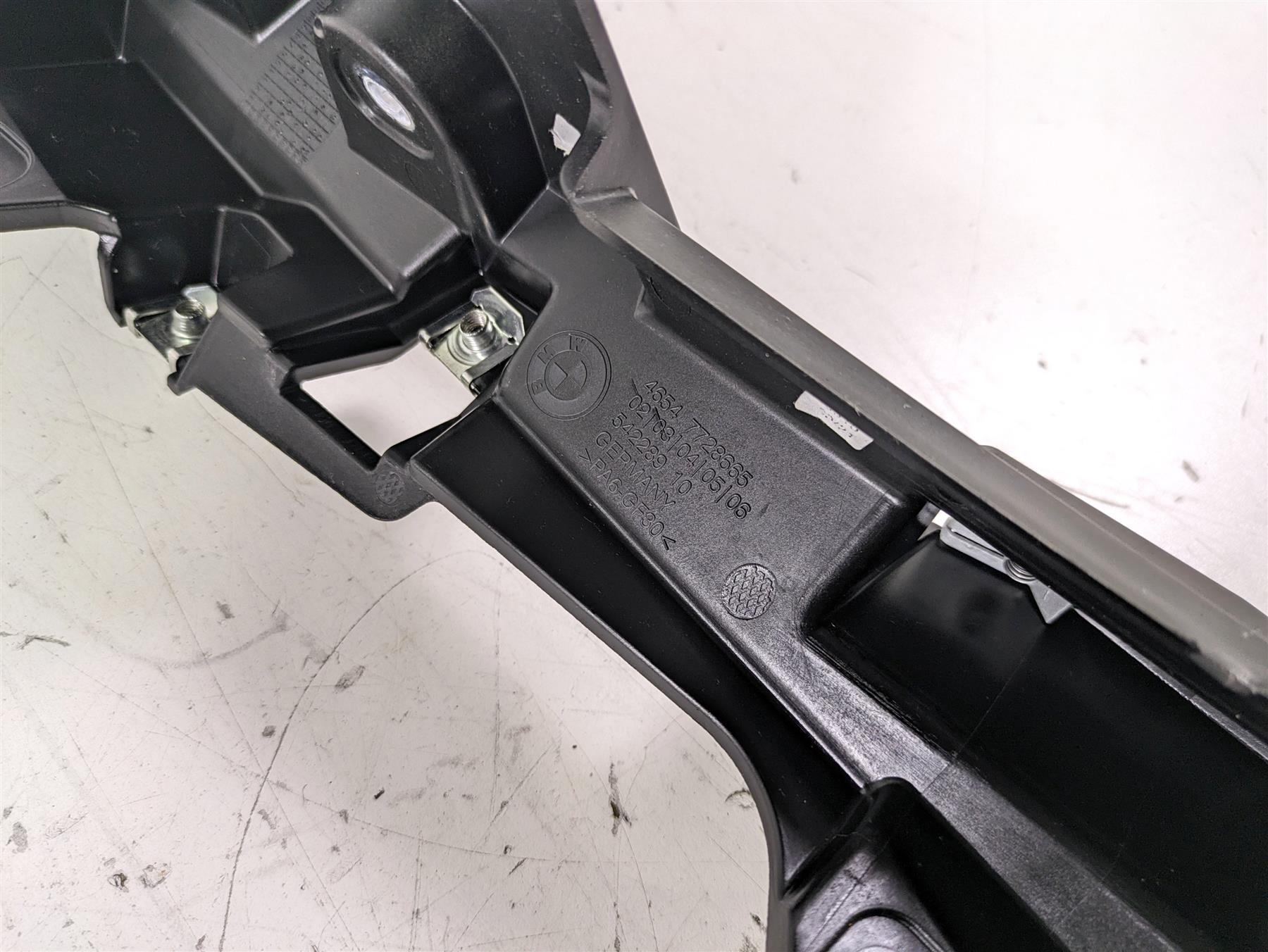 2022 BMW R1250 RT K052 Saddlebag Holder Carrier Set 46547728665 46547728666 {{ shop.shopifyCountryName }} - Mototech271