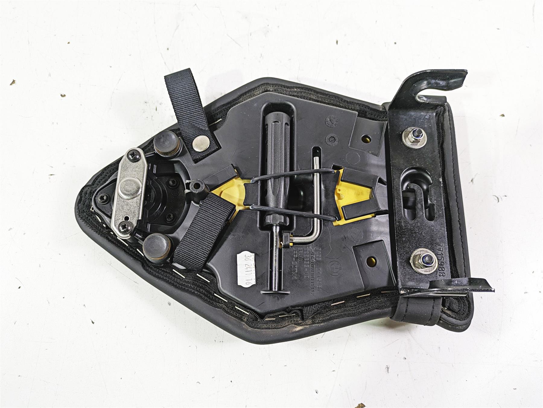 2017 BMW S1000R K47 Rear Passenger Seat Saddle Pillion 52537715981 {{ shop.shopifyCountryName }} - Mototech271