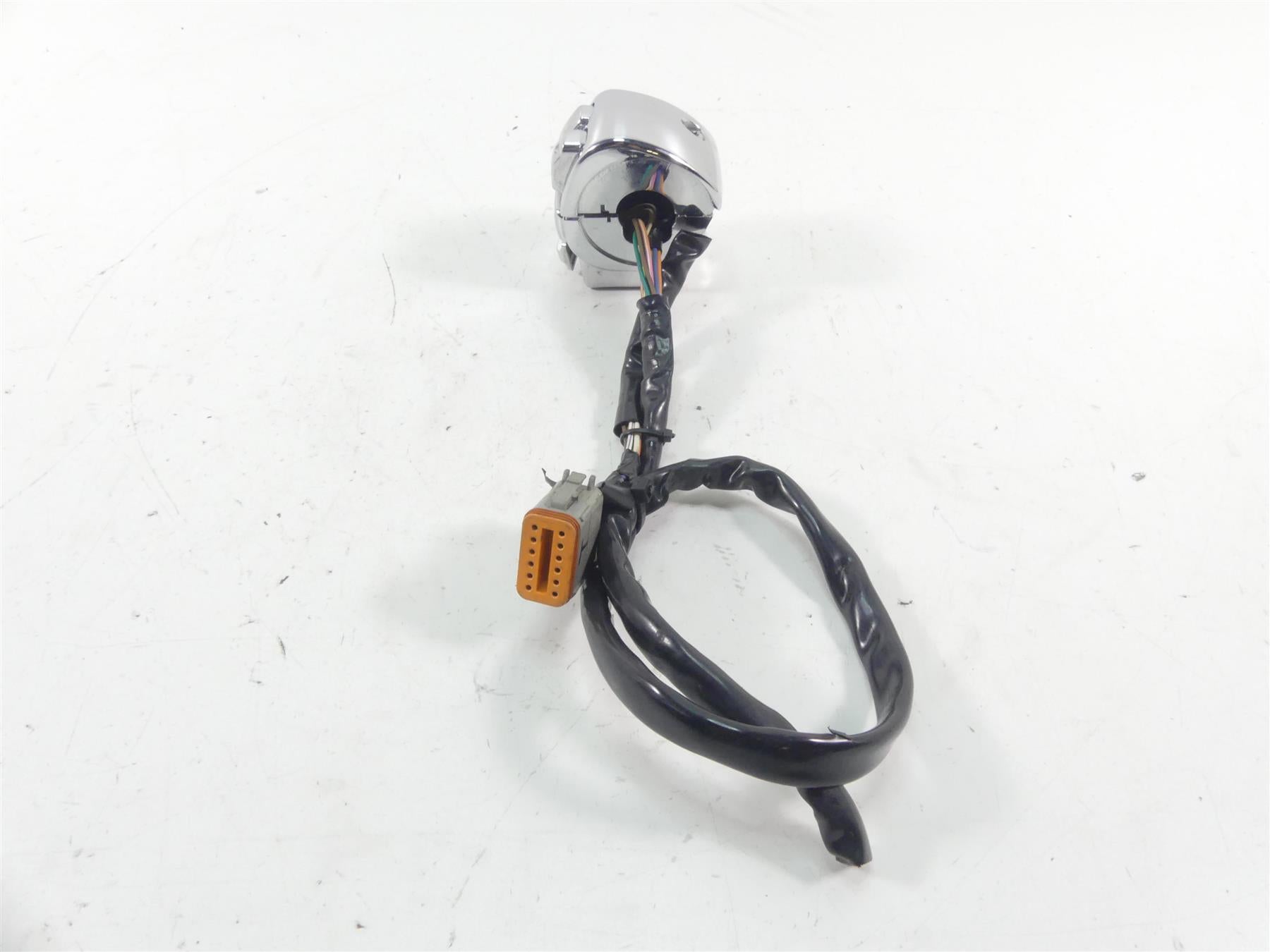 2005 Harley Touring CVO FLHTC SE Electra Glide Left Control Switch 71597-96B {{ shop.shopifyCountryName }} - Mototech271