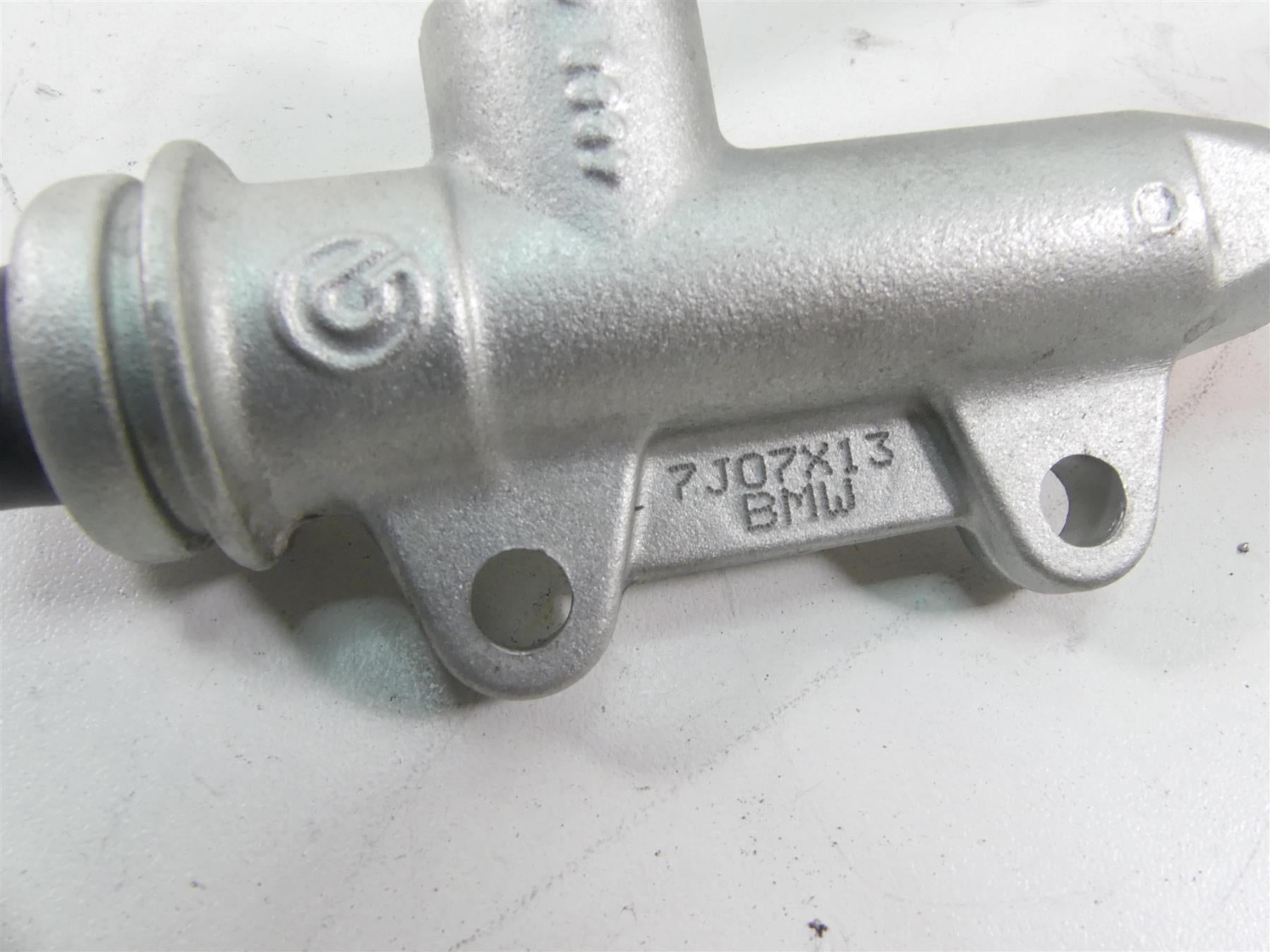 2018 BMW S1000RR K46 Rear Brembo Brake Master Cylinder + Reservoir 34317720905 {{ shop.shopifyCountryName }} - Mototech271