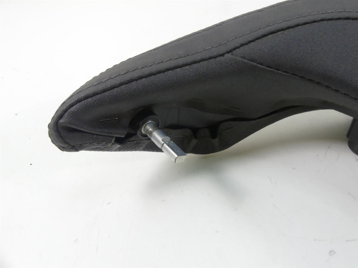 2013 Yamaha VMX17 V-Max 1700 Mid Saddle Seat Backrest Section 2S3-24790-10-00 {{ shop.shopifyCountryName }} - Mototech271