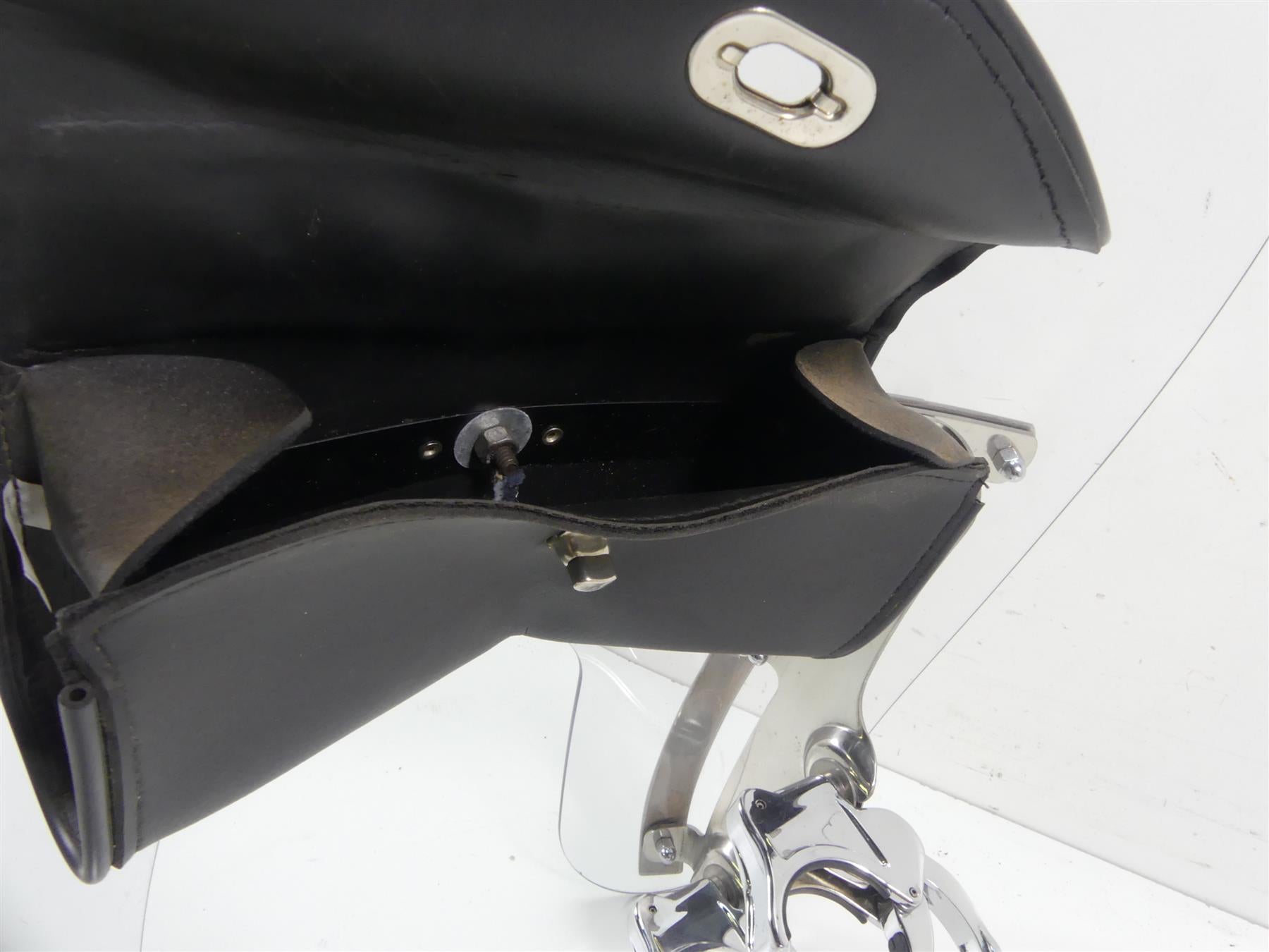 2013 Harley FXDWG Dyna Wide Glide 18" Windshield Wind Shield Screen {{ shop.shopifyCountryName }} - Mototech271