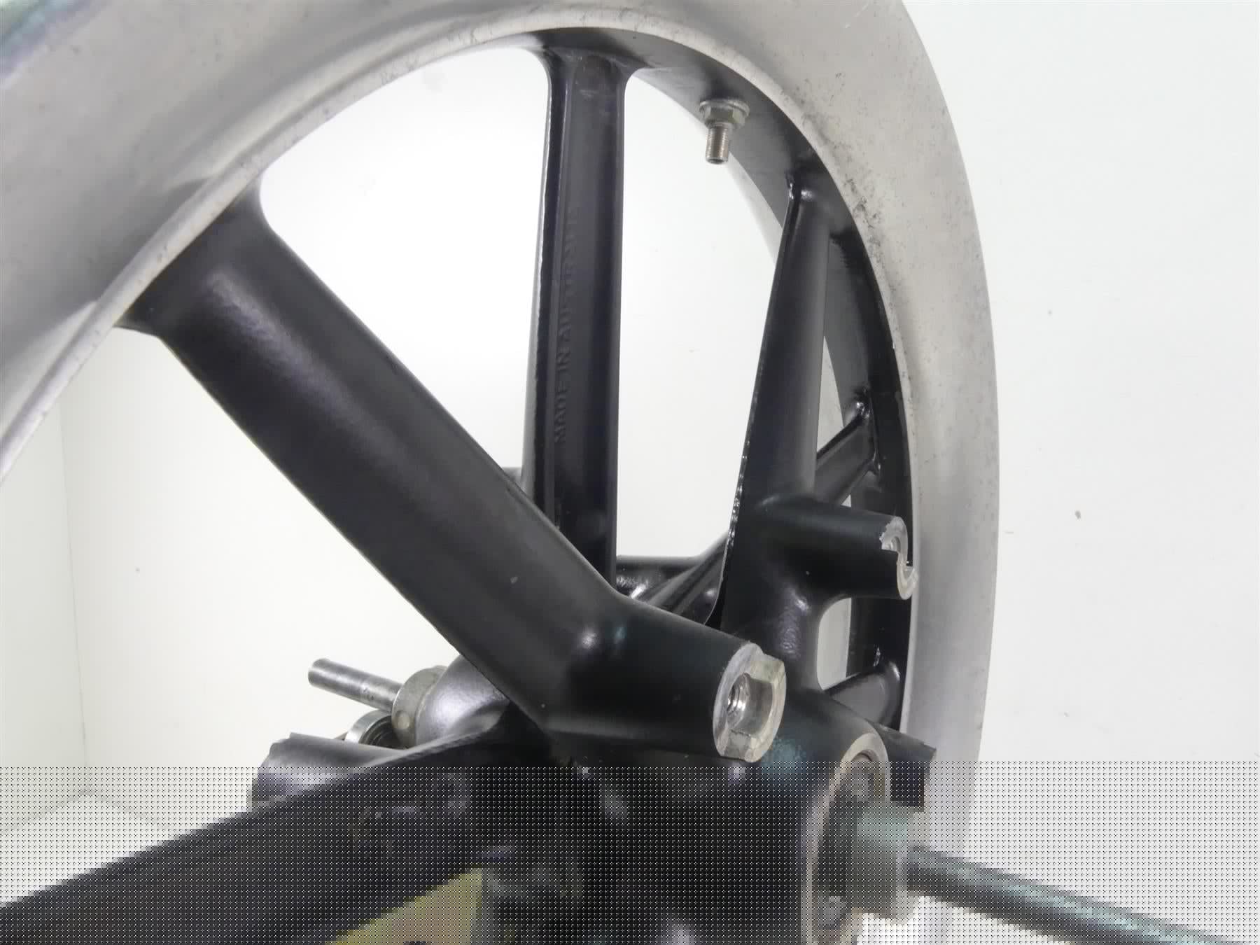 2006 Harley VRSCD Night Rod Straight 19x3 Front 10-Spoke Wheel Rim 41300-06 {{ shop.shopifyCountryName }} - Mototech271